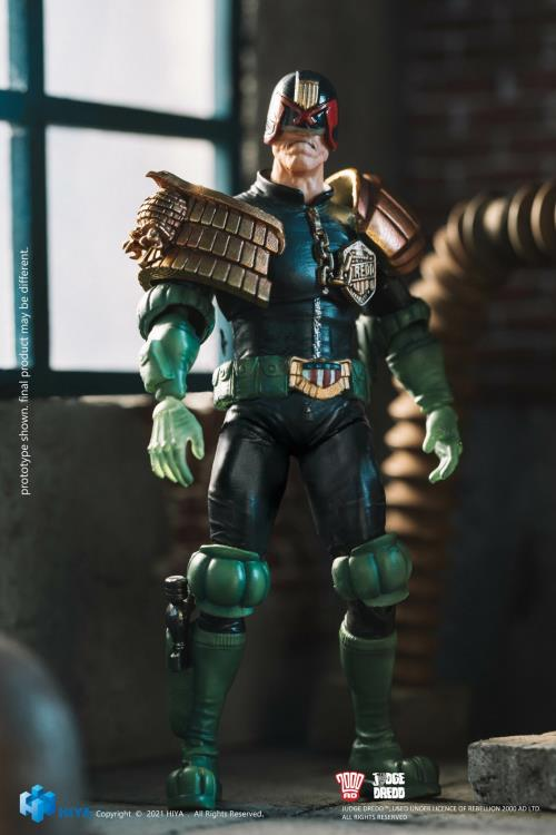1/18 HIYA 4-Inch Action Figure - Exquisite Mini Series Judge Dredd Collectible Toy for Display & Play | Perfect for Collectors & Comic Book Fans