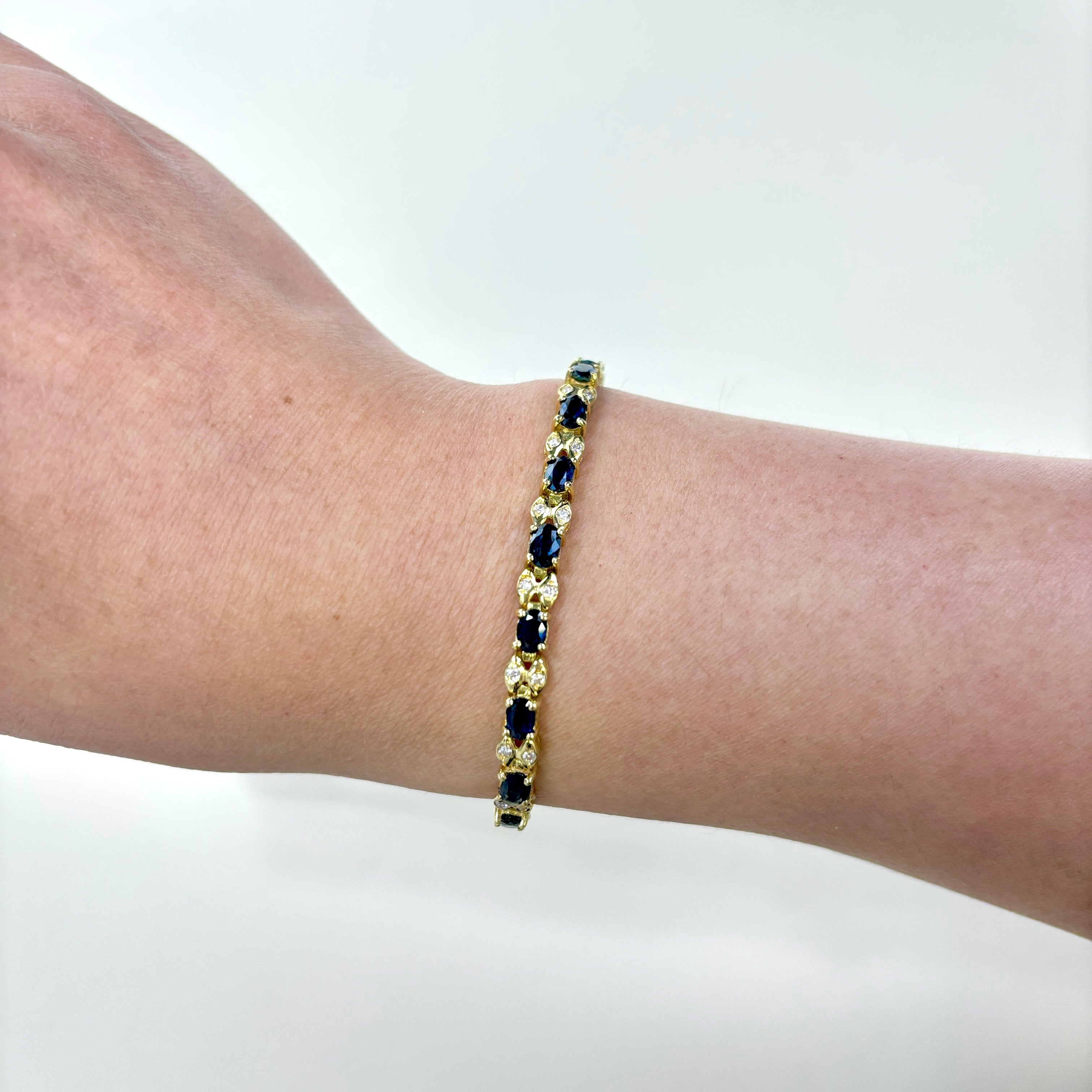 18K Yellow Gold Sapphire and Diamond Tennis Bracelet | 4.84ctw Sapphires & 0.55ctw Diamonds | 6.75 Inches | Elegant Jewelry Gift for Women, Anniversary, Birthday, Wedding, Party & Special Occasions