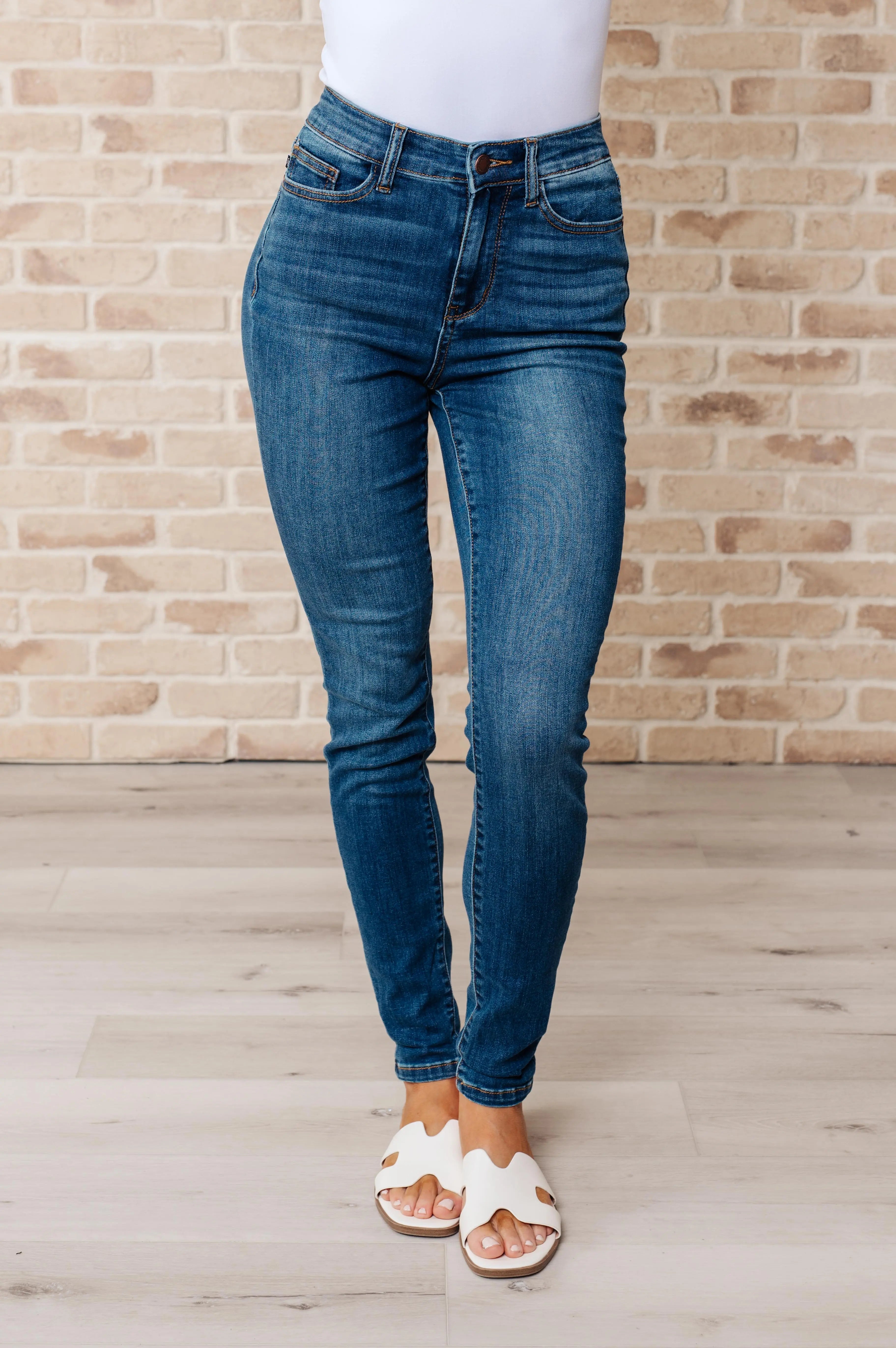 Daphne High Rise Skinny Jeans for Women - Stretch Denim Slim Fit Pants, Comfortable & Flattering - Perfect for Casual Outfits, Date Nights & Office Wear