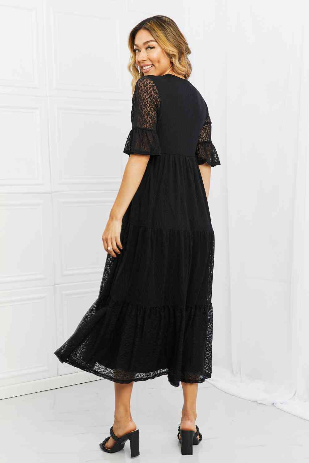 Elegant Lace Full-Length Tiered Dress for Women - Perfect for Weddings, Parties & Special Occasions