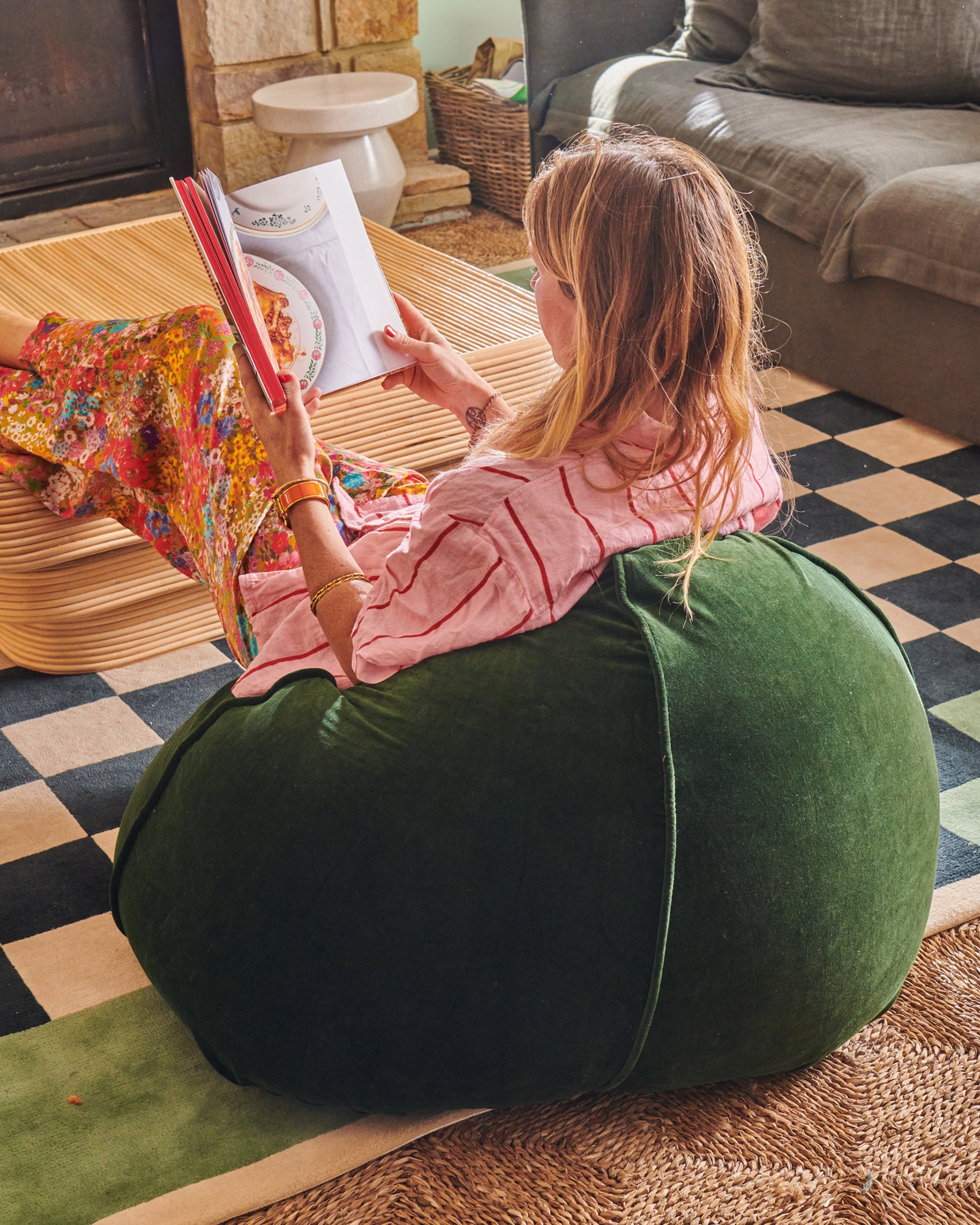 Premium Kombu Green Velvet Beanbag Chair - Ultra Soft & Comfortable Lounge Seat for Living Room, Bedroom, or Game Room - Perfect for Relaxing, Reading & Gaming