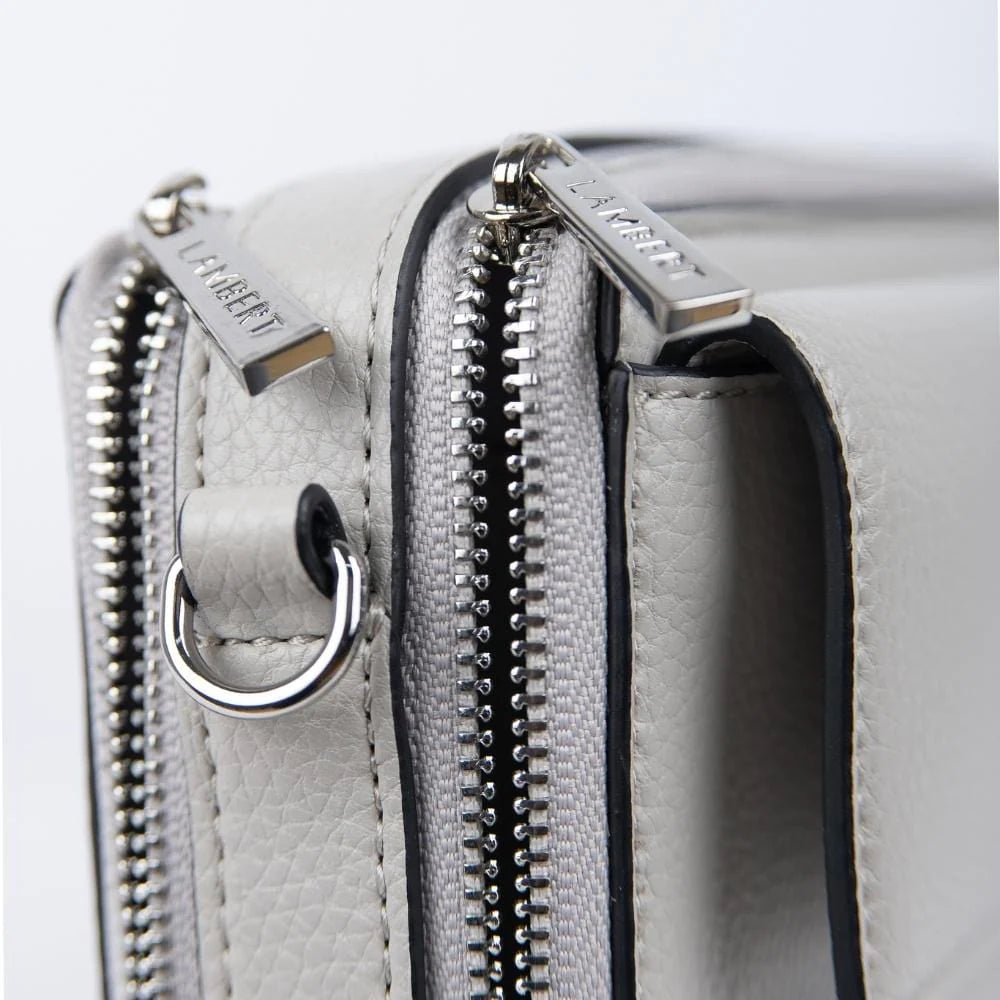 Premium Maddie Brand Products for US Cross-Border Ecommerce | Trendy Fashion & Lifestyle Essentials for Women | Perfect for Work, Travel & Casual Outfits