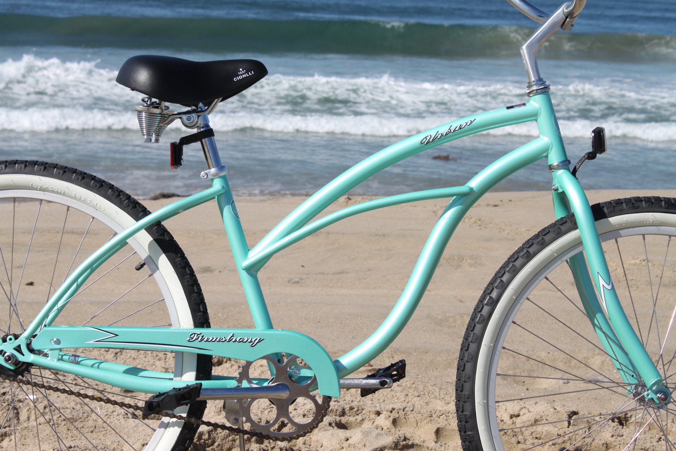 Firmstrong Urban Lady Beach Cruiser Bicycle - Women's Comfort Bike with 7 Speeds, Classic Design for Casual Riding, Commuting & Beach Cruising | Perfect for Leisure, Exercise & Coastal Adventures