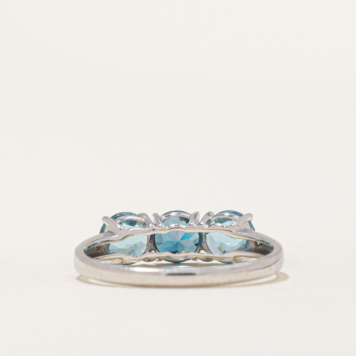 Three Stone Round Cut Topaz Ring - 1.65ctw Genuine Blue Topaz Jewelry - Size 7 - Perfect for Engagement, Anniversary & Valentine's Day Gifts