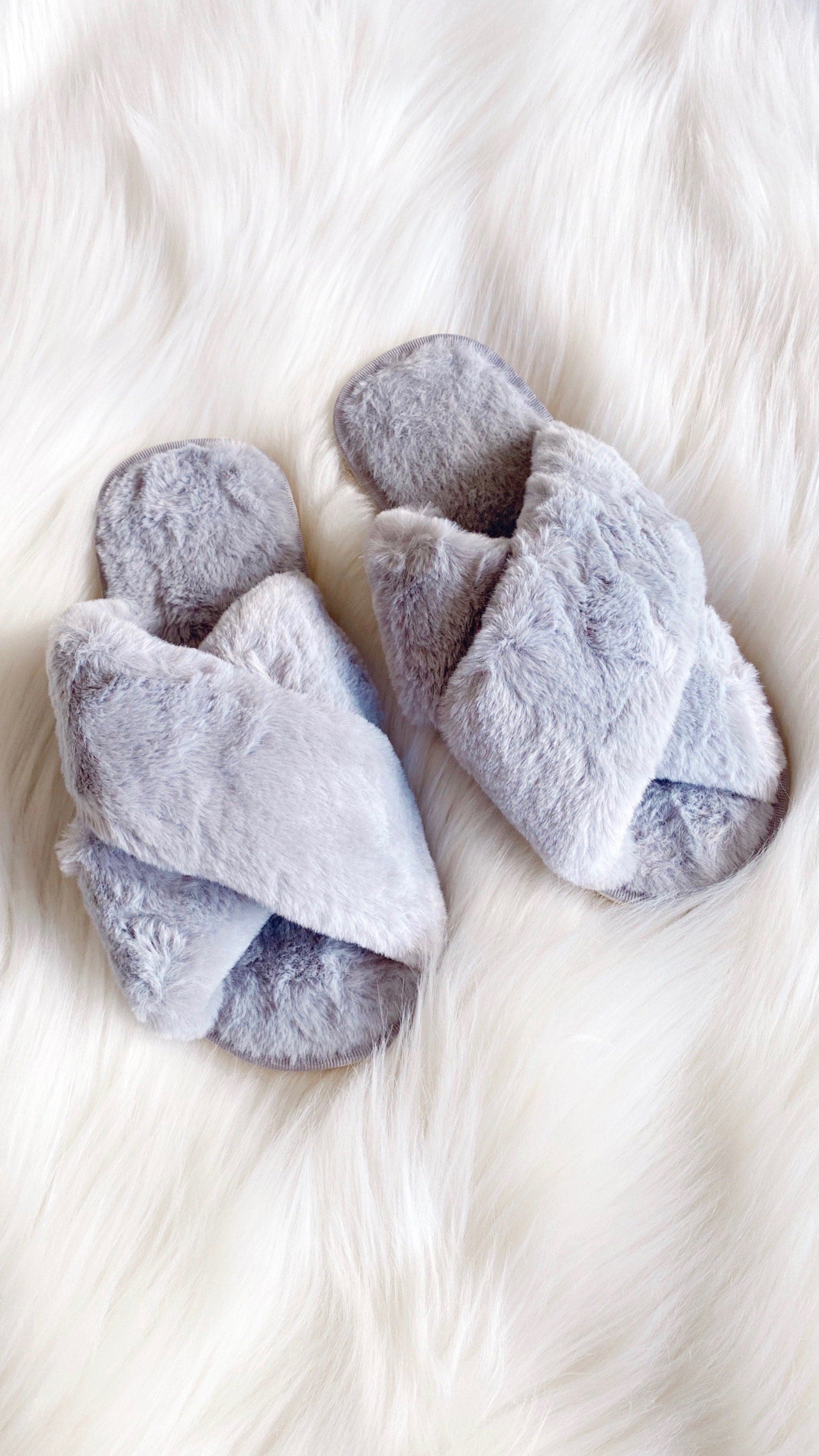 Jessica Fluffy Slippers for Women - Soft Grey Cozy Indoor/Outdoor House Shoes - Perfect for Home, Lounge & Winter Comfort