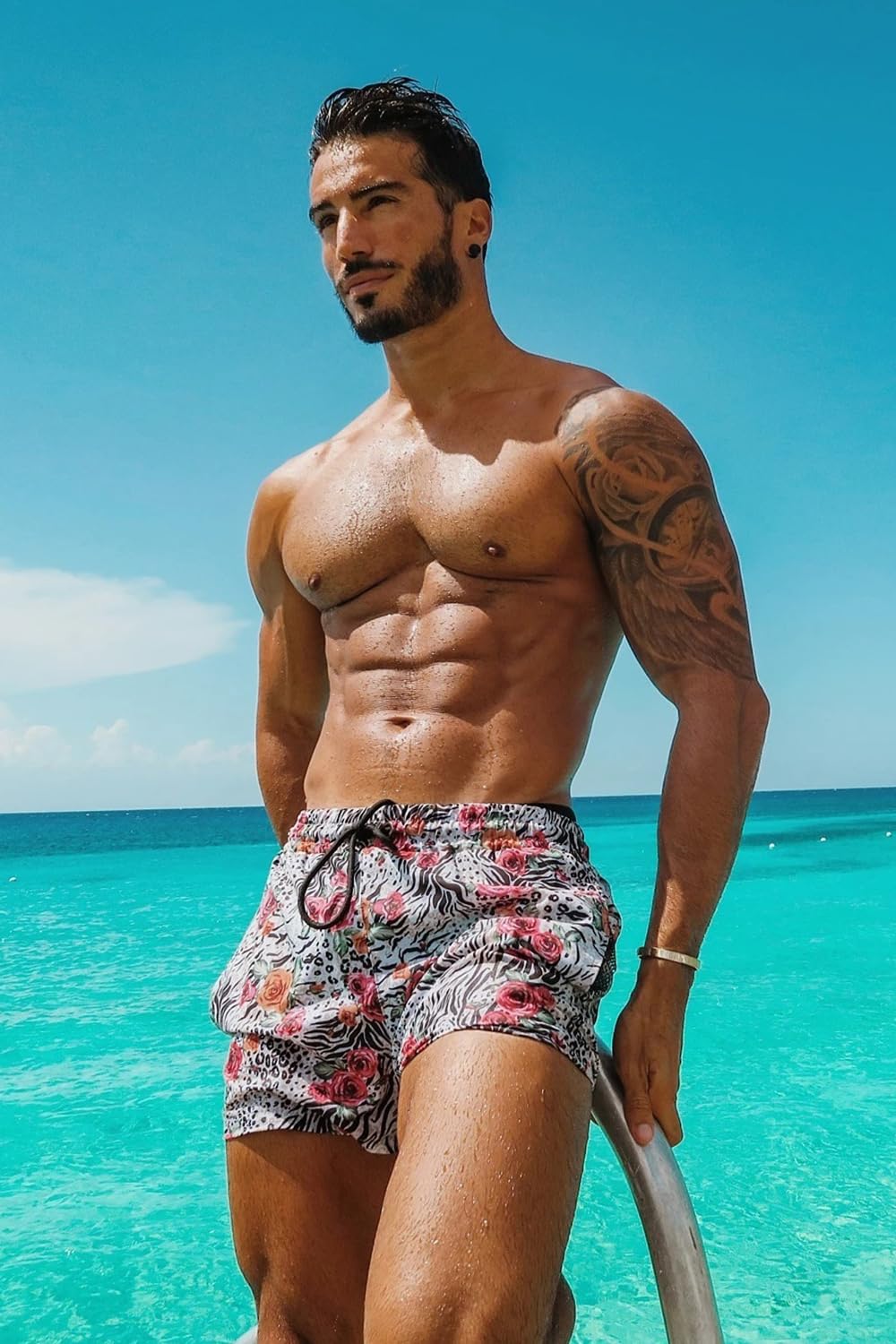 GINGTTO Men's Quick-Dry Swim Trunks with Mesh Lining - Comfortable Beach Shorts for Swimming, Surfing & Vacation Wear