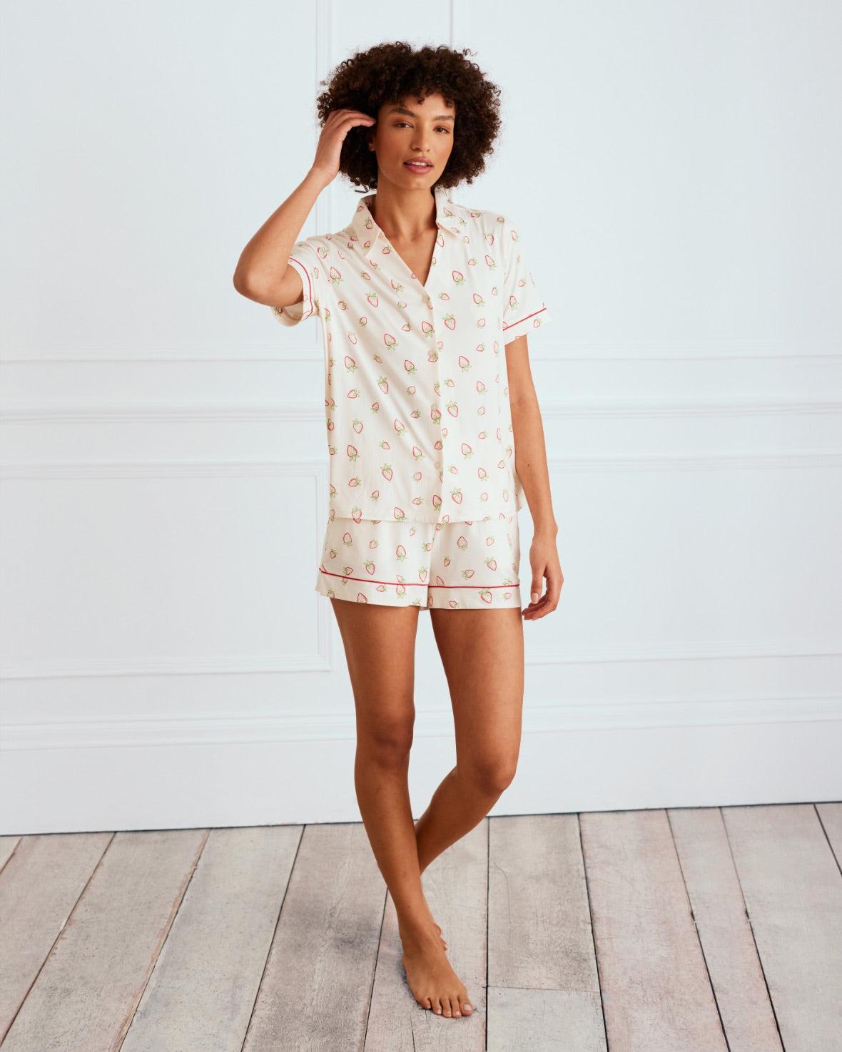 Strawberry Print Short Pajama Set for Women - Soft & Comfortable Sleepwear - Perfect for Summer Nights & Lounging at Home
