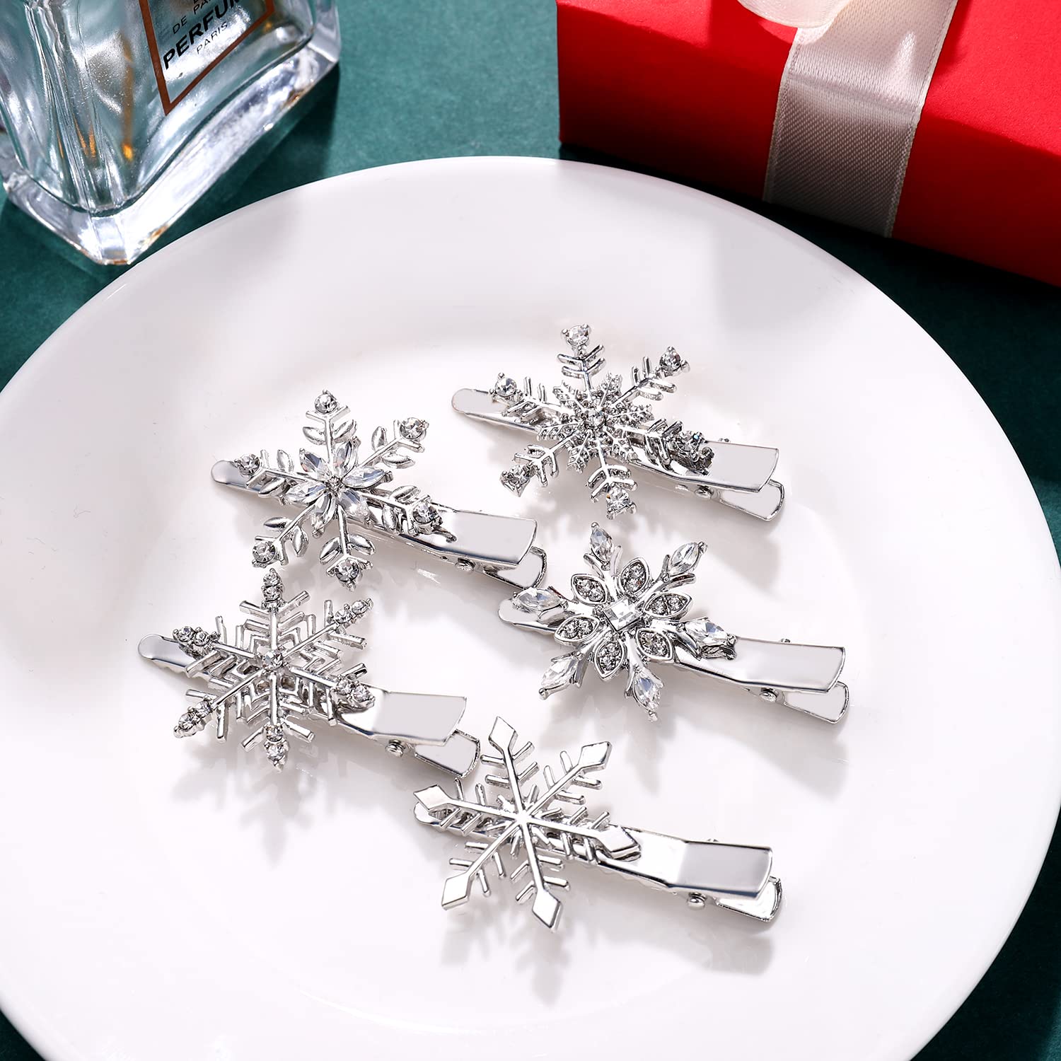 Sparkling Rhinestone Snowflake Hair Clips for Women & Girls - Silver Winter Holiday Hair Accessories for Christmas, New Year & Festive Parties - Perfect for Gifts, Weddings & Seasonal Celebrations