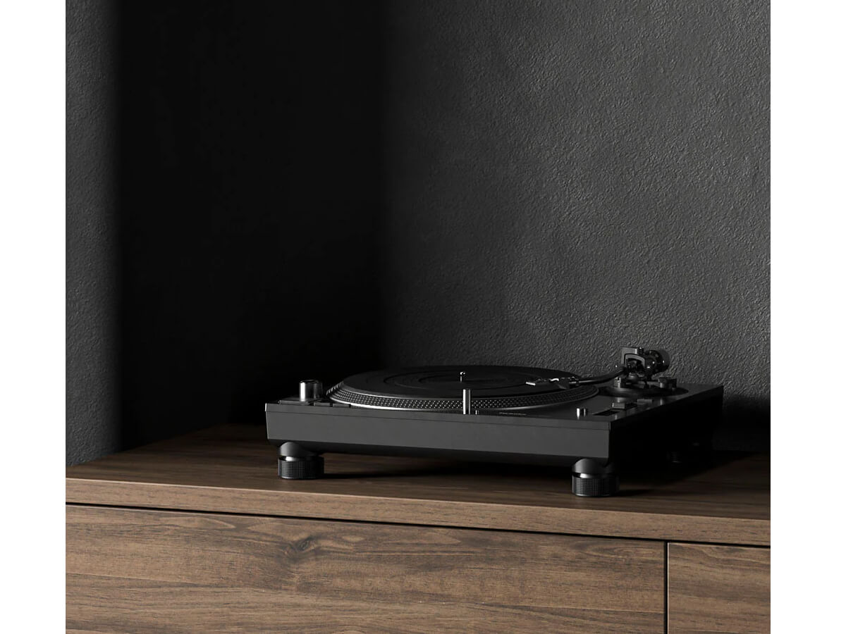 Technics SL-1210GR2 Professional Direct Drive Turntable for DJs & Audiophiles – Perfect for Home Studios, Clubs & Vinyl Enthusiasts