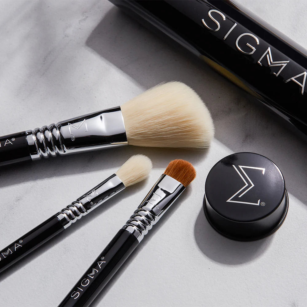 Sigma Beauty Essential Trio Brush Set - Professional Makeup Brush Kit for Foundation, Blending & Detailing | Perfect for Everyday Makeup & Travel