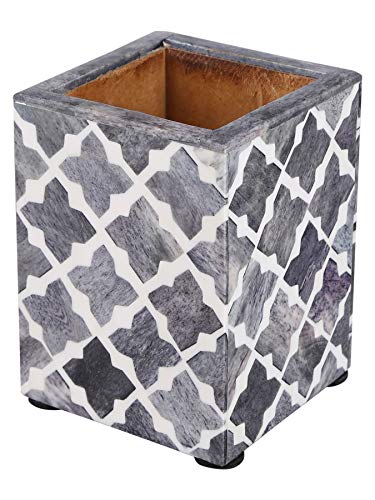 Quatrefoil Slate White