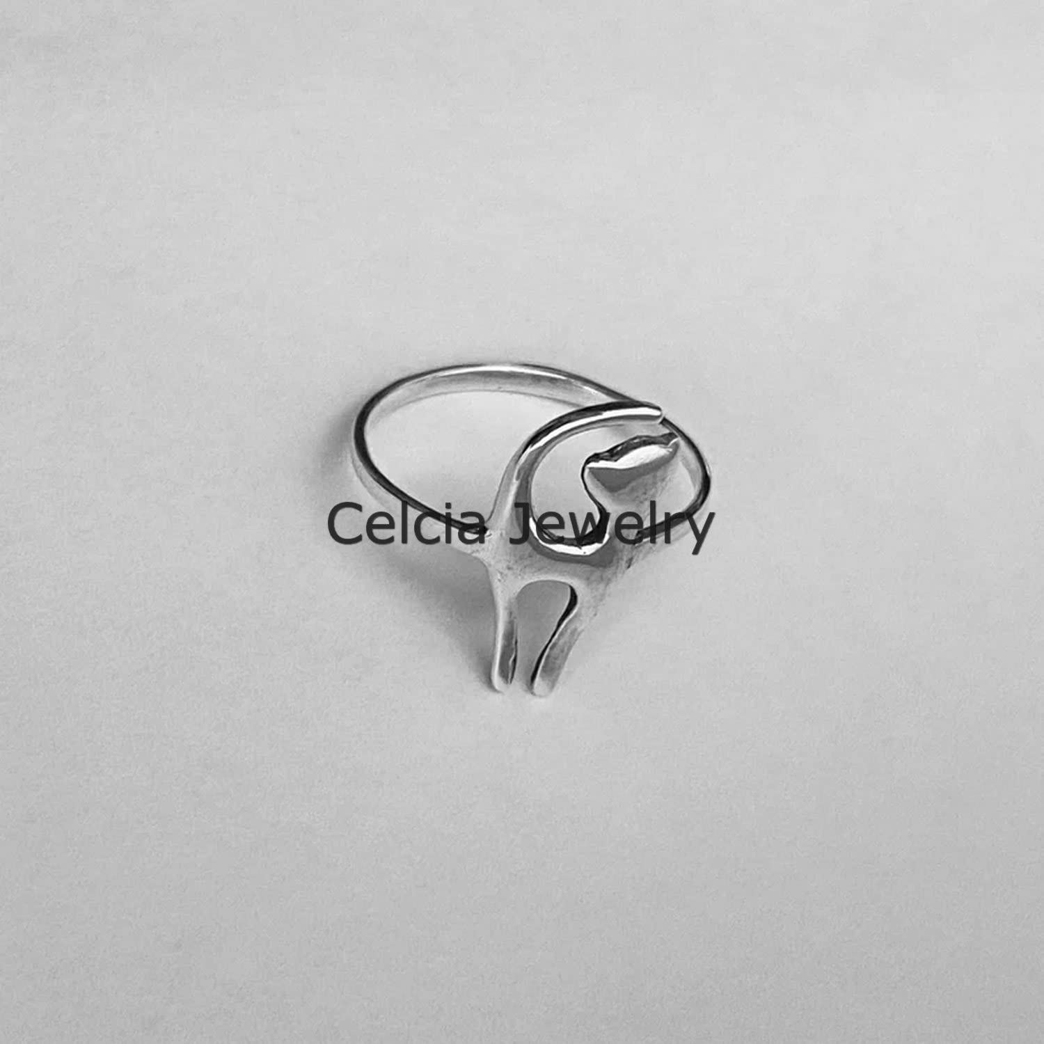 925 Sterling Silver Cat Ring - Handmade Kitty Jewelry, Minimalist Boho Pet Ring for Women, Unique Animal Ring Gift for Mother's Day (Size 7) - Perfect for Casual Wear, Date Nights & Gift Giving