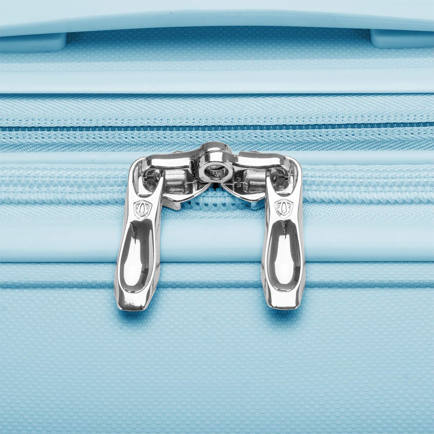 Traveler's Choice Pagosa Durable Expandable Hardshell Spinner Luggage Set (22/26 Inch) - Baby Blue - 2-Piece Carry-On & Checked Suitcase for Air Travel & Family Vacations