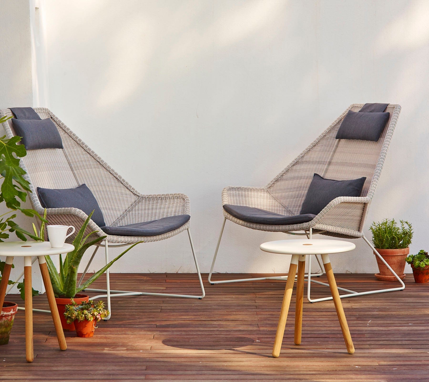 Breeze Highback Outdoor Chair - Comfortable Patio Lounge Chair for Backyard, Poolside, and Garden Relaxation