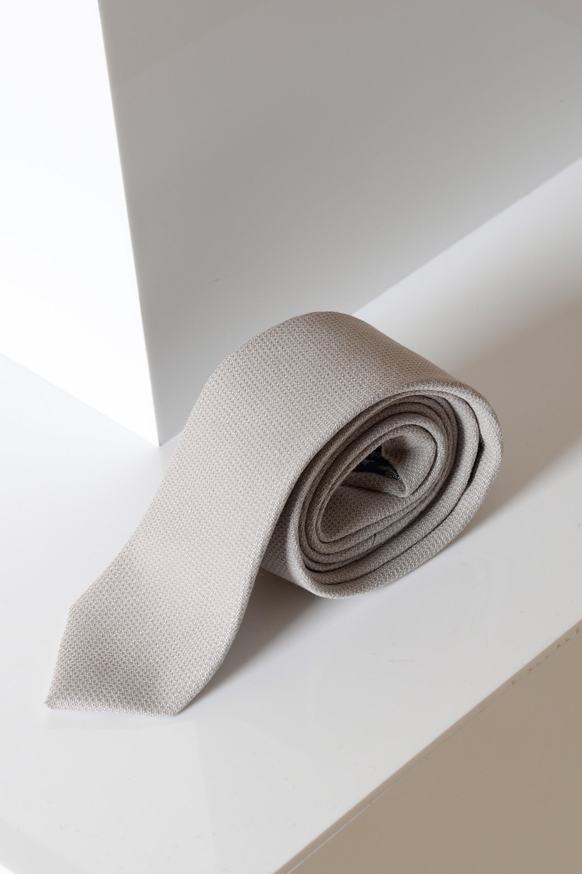 HM5 Stone Tie - Stylish and Durable Men's Necktie for Formal and Business Occasions - Perfect for Weddings, Office, and Special Events