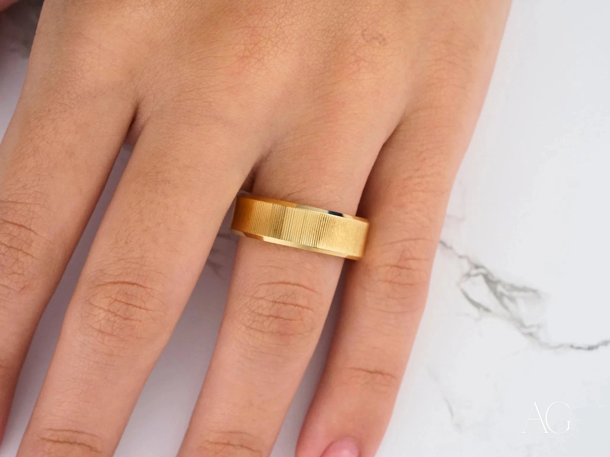 Golden Whisper Wedding Band - Elegant 14K Gold Ring for Women & Men - Perfect for Engagement, Anniversary & Special Occasions