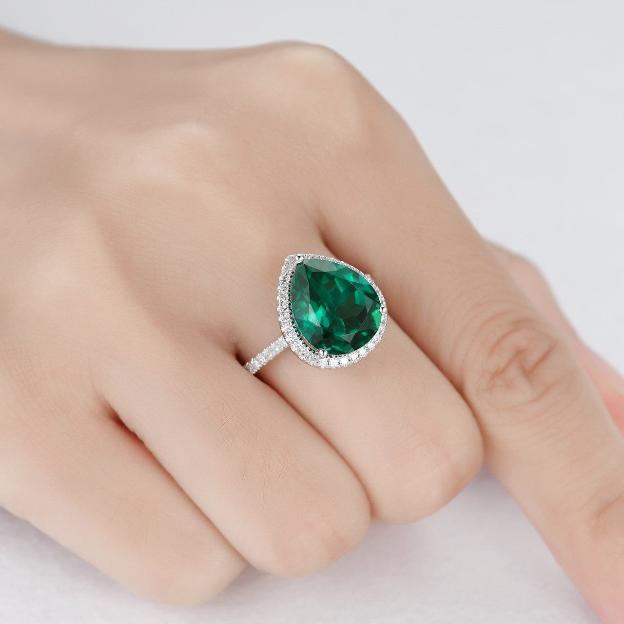 3 Carat Green Emerald Statement Ring - 10x12mm Pear Teardrop Shape Women's Cocktail Ring for Wedding, Party & Special Occasions