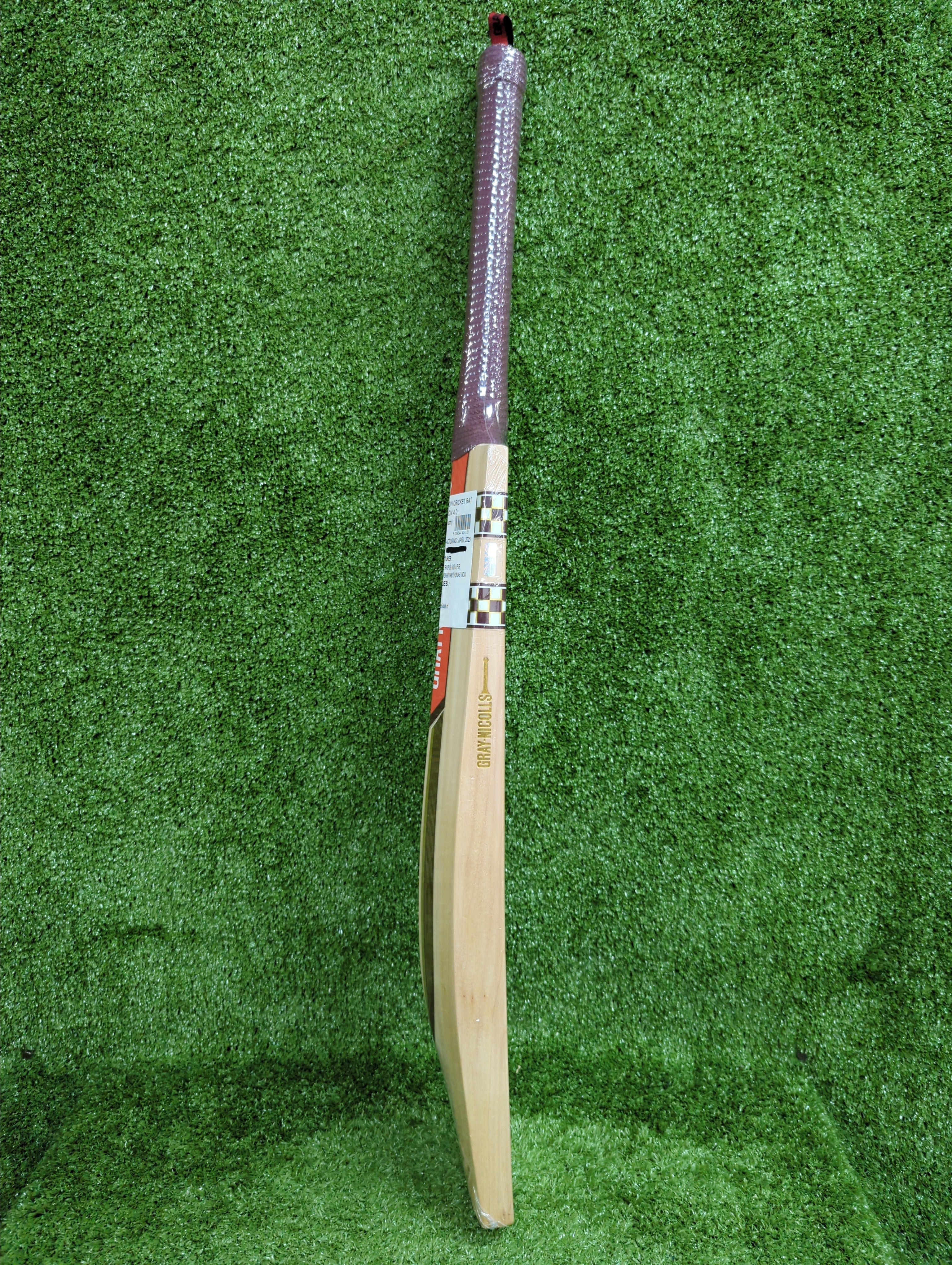 Premium Gray Nicolls Gold Edition 4.0 English Willow Cricket Bat - Professional Grade for Matches & Practice - Perfect for Club Players & Tournament Use
