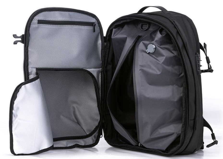 Travelite 17.3 Inch Vacuum Compression Travel Backpack with Hand Pump - Lightweight Carry-On Luggage for Airplane, Camping & Outdoor Adventures (Black)
