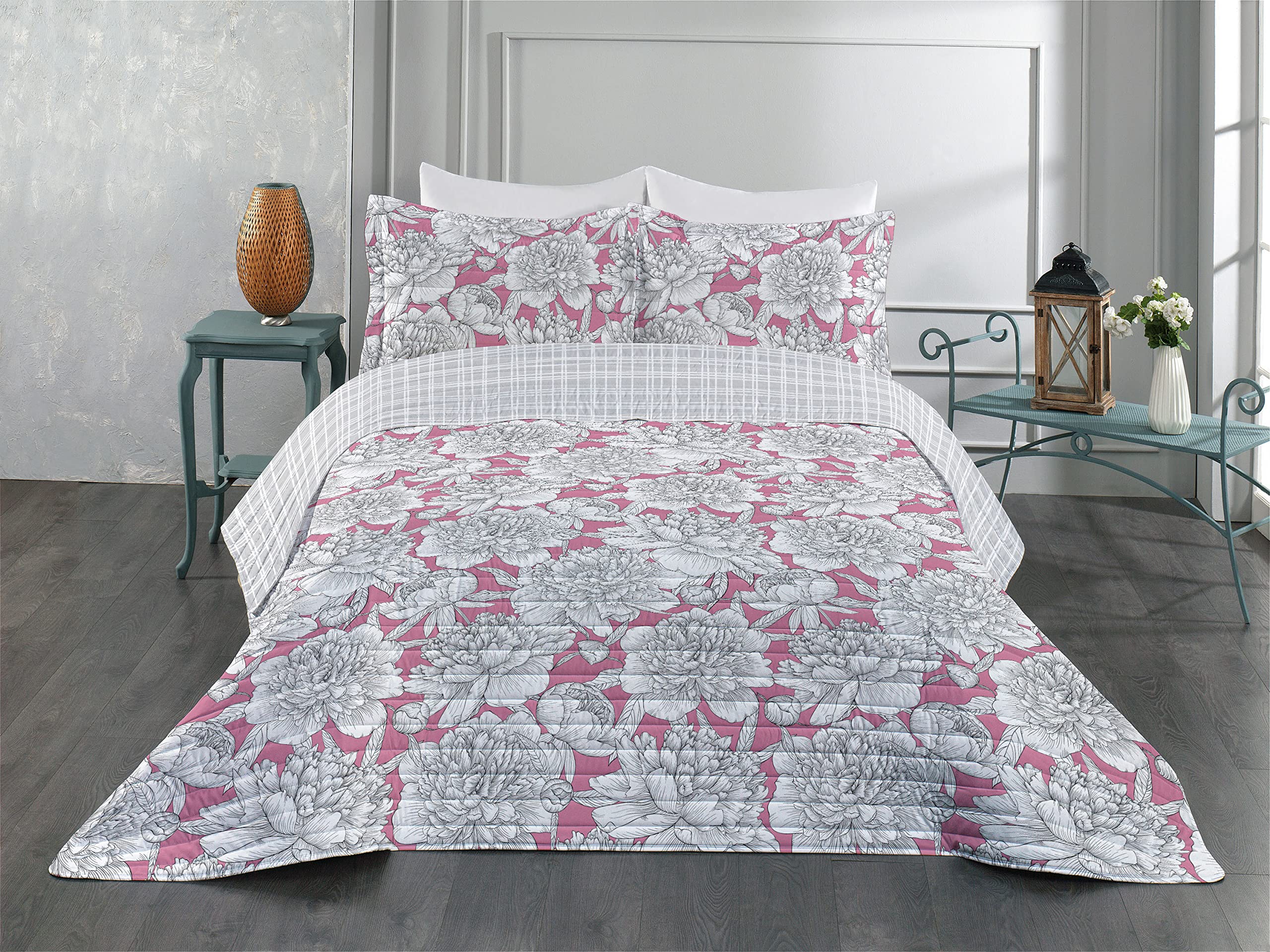 Ambesonne Floral Reversible King Size Bedspread Set with Pillow Shams - Hand Drawn Rose, Chamomile & Peonies Design on Microfiber Comforter in Pink Pearl | Earthy Botanical Bedroom Decor for Master Bedroom, Guest Room or Dorm