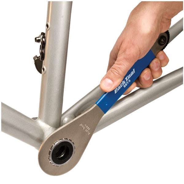 Bicycle Bottom Bracket Tool - Professional Bike Repair Kit for Crankset Removal & Installation - Perfect for Home Mechanics & Bike Shops (Ideal for Mountain, Road & Hybrid Bikes)