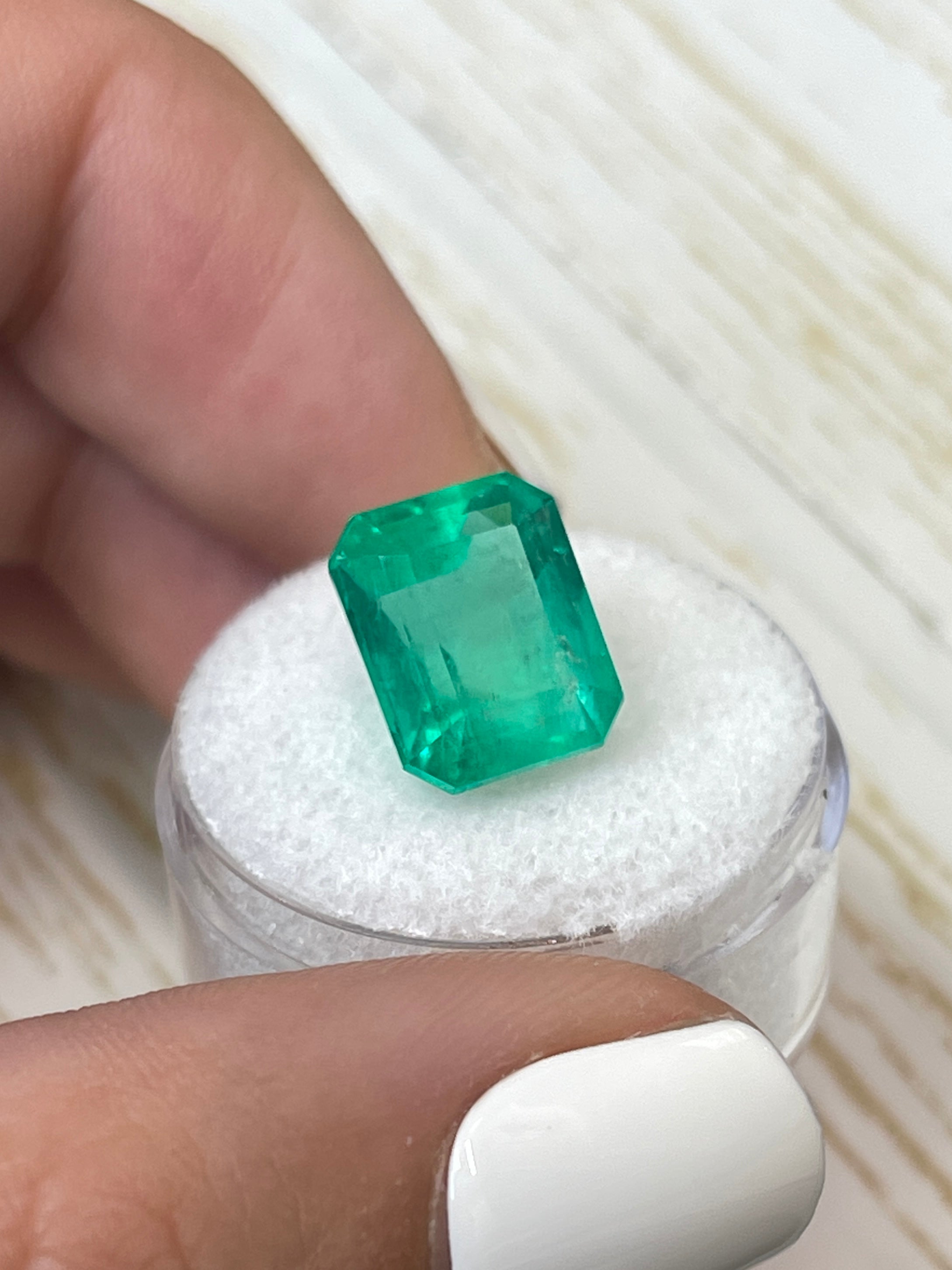 7.81 Carat 12x10mm Loose Colombian Emerald Gemstone - Emerald Cut for Jewelry Making, Engagement Rings & Luxury Gifts