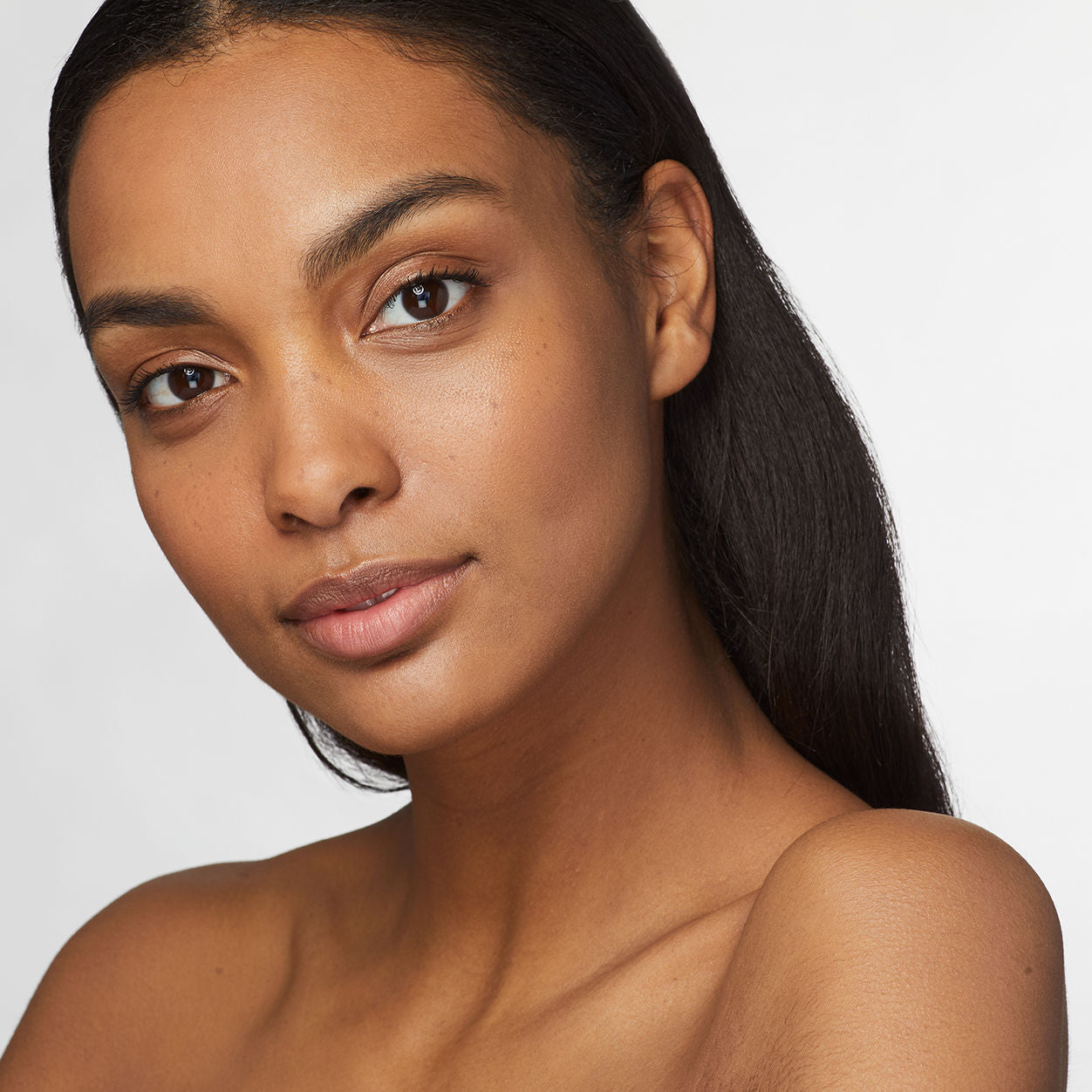 Estée Lauder Double Wear Stay-in-Place Makeup Foundation - 24 Hour Wear, Oil-Free, Medium to Full Coverage - Perfect for Long Days, Weddings & Special Events