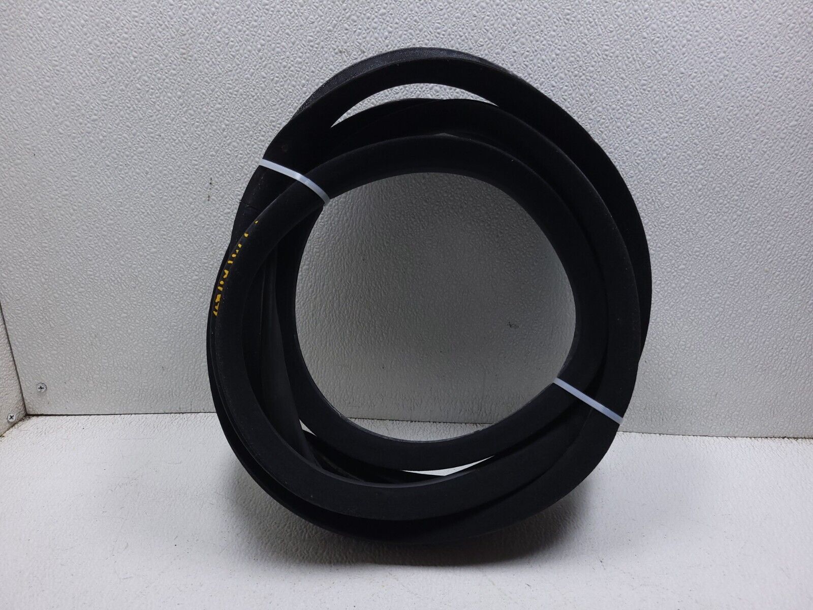 2006-2011 Mercedes ML500 Rear Right Passenger Side Door Weatherstrip Seal - OEM Replacement Part for Weather Protection & Noise Reduction | Perfect for Car Maintenance & Restoration Projects