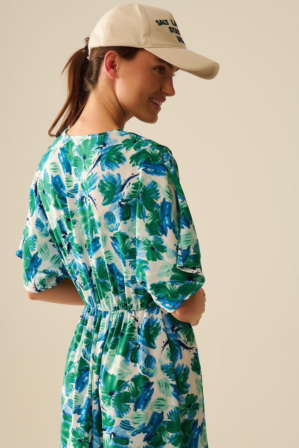 Floral Print Satin Maxi Robe with Dropped Sleeves - Elegant Loungewear for Women, Perfect for Relaxing at Home or Special Occasions
