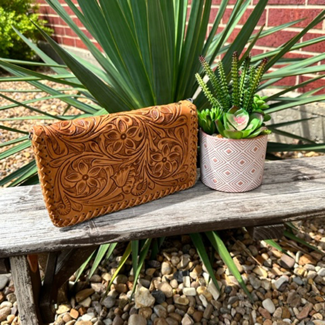 Handcrafted Genuine Leather Tooled Wallet for Men - Vintage Bifold Wallet with RFID Protection - Perfect for Everyday Use, Travel & Gifting