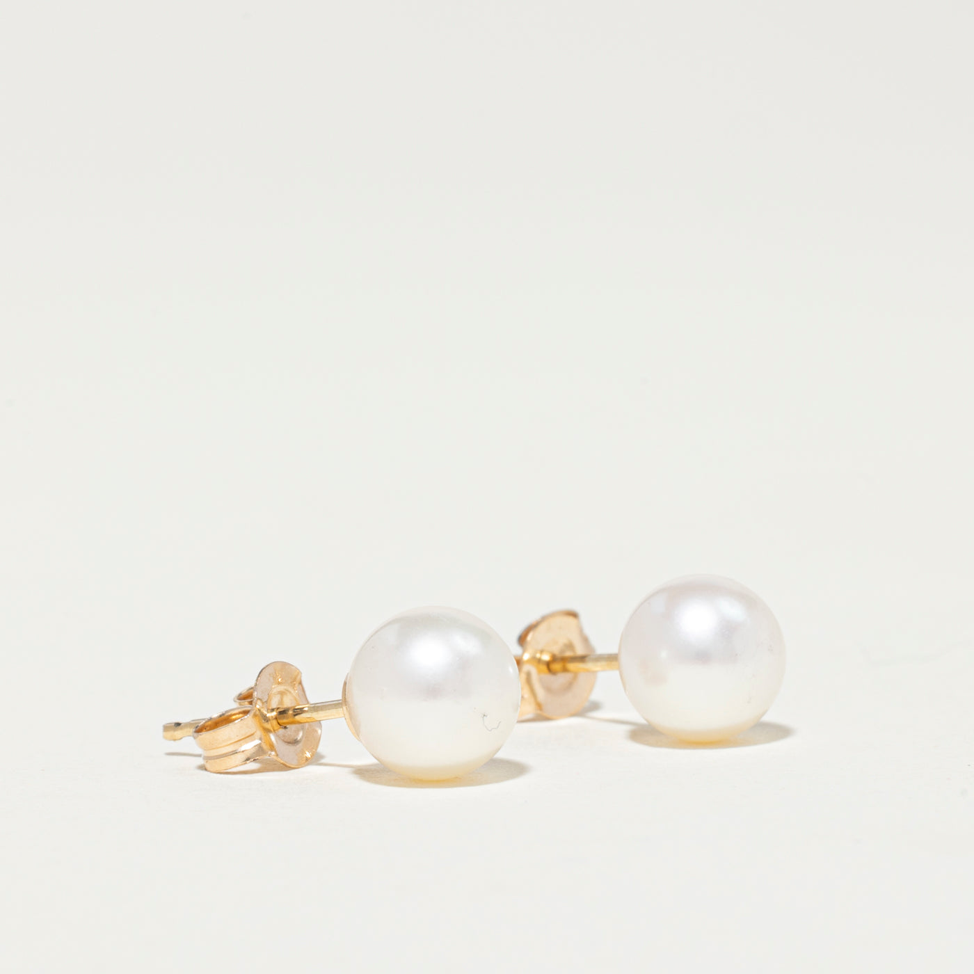 14K Gold Pearl Stud Earrings for Women - Classic Elegant Jewelry Gift for Wedding, Anniversary & Everyday Wear