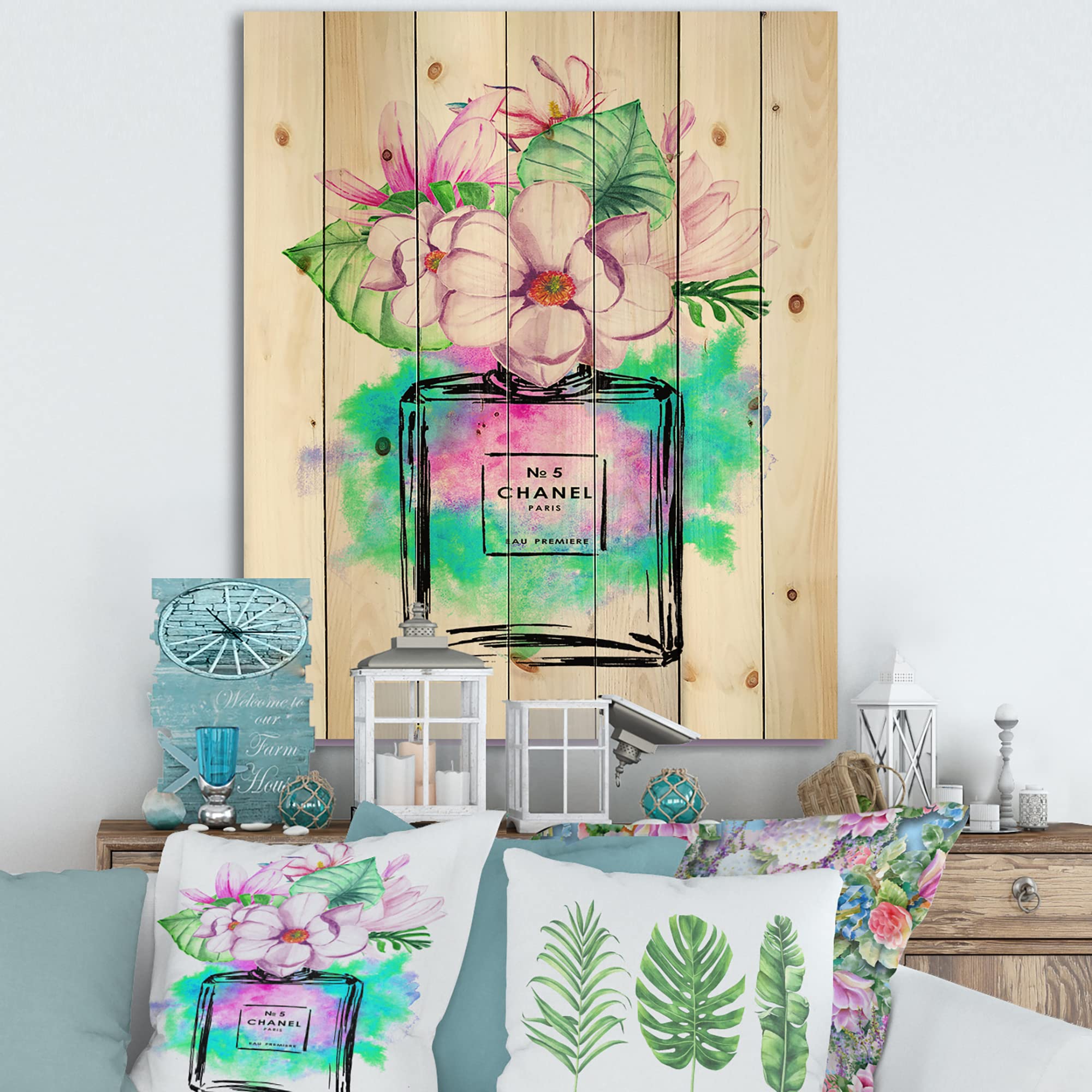DesignQ Chanel No.5 Inspired Perfume Wood Wall Art - Modern Pink Floral Decor, Large Pine Wood Wall Panel for Living Room, Bedroom & Office