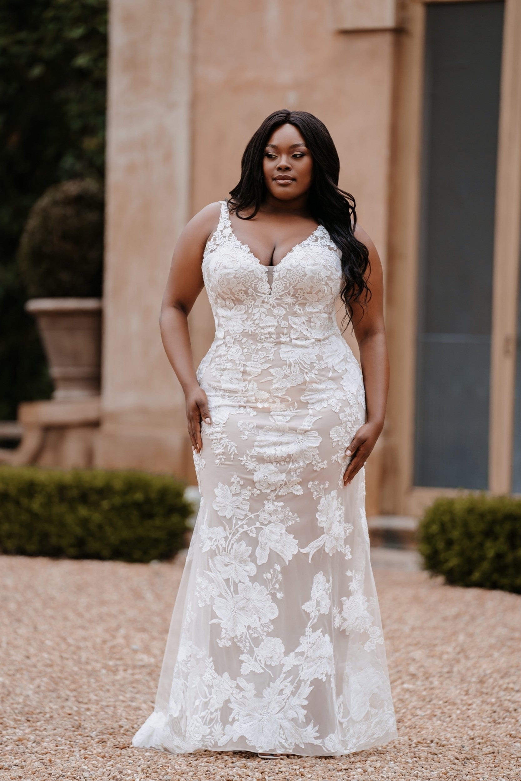Allure 9865W Women's Plus Size 26W Formal Evening Gown - Perfect for Prom, Weddings & Special Occasions