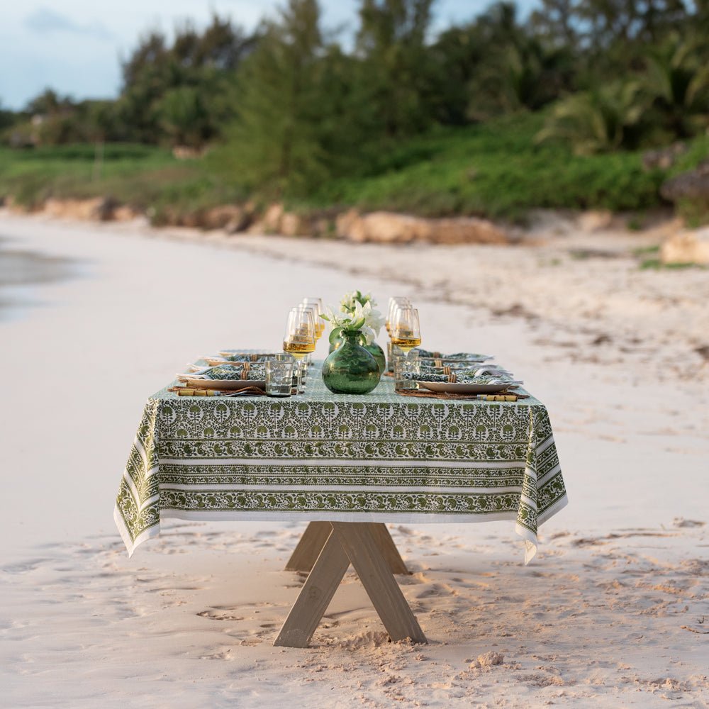 Elegant Caroline Green Tablecloth - Premium Quality Fabric for Dining & Events - Perfect for Weddings, Parties & Home Decor