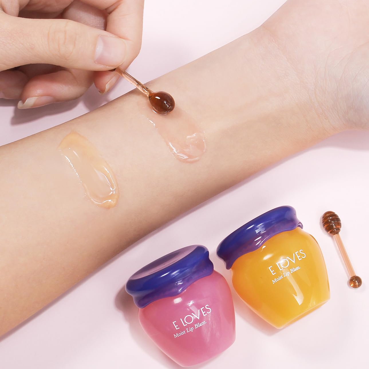 **Honey & Sakura Lip Sleeping Mask - Natural Lip Plumper & Hydrating Lip Care Serum for Fuller Lips, Moisturizing Lip Mask to Reduce Fine Lines - Day & Night Use for Soft, Smooth Lips**    *(Perfect for Overnight Lip Treatment, Daily Hydration, and Enhancing Lip Volume)*