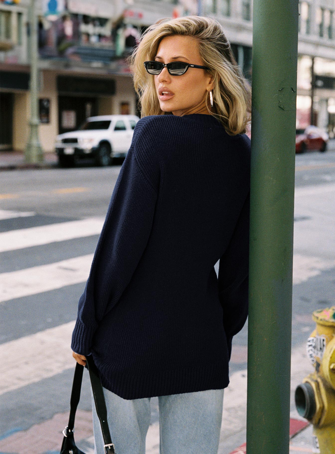 Amsterdam Sweater Navy Blue - Cozy Knit Pullover for Men & Women | Perfect for Fall, Winter & Casual Outings