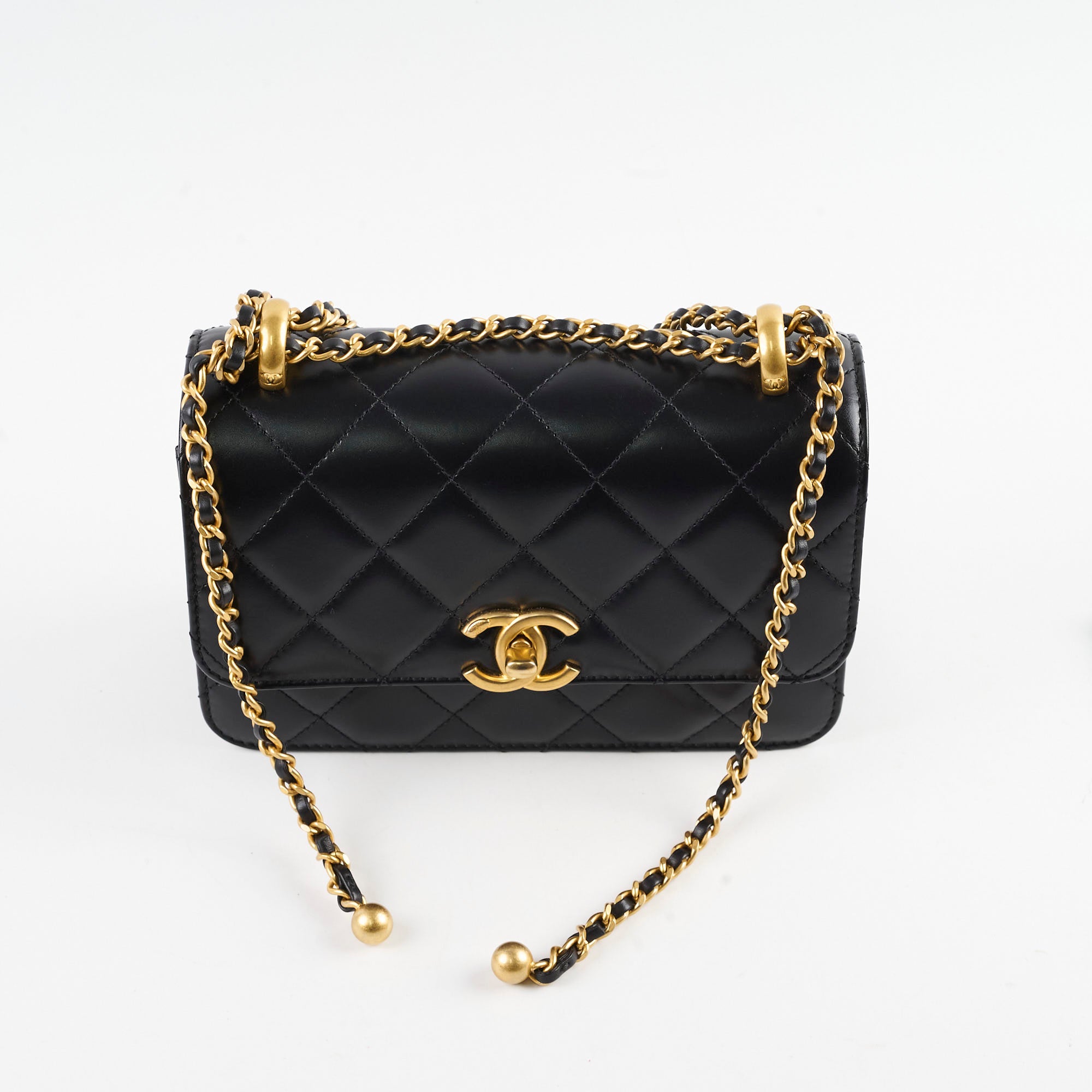 Chanel Perfect Fit Flap Bag Black Microchipped 2023 - Luxury Designer Handbag for Women, Everyday Use & Special Occasions