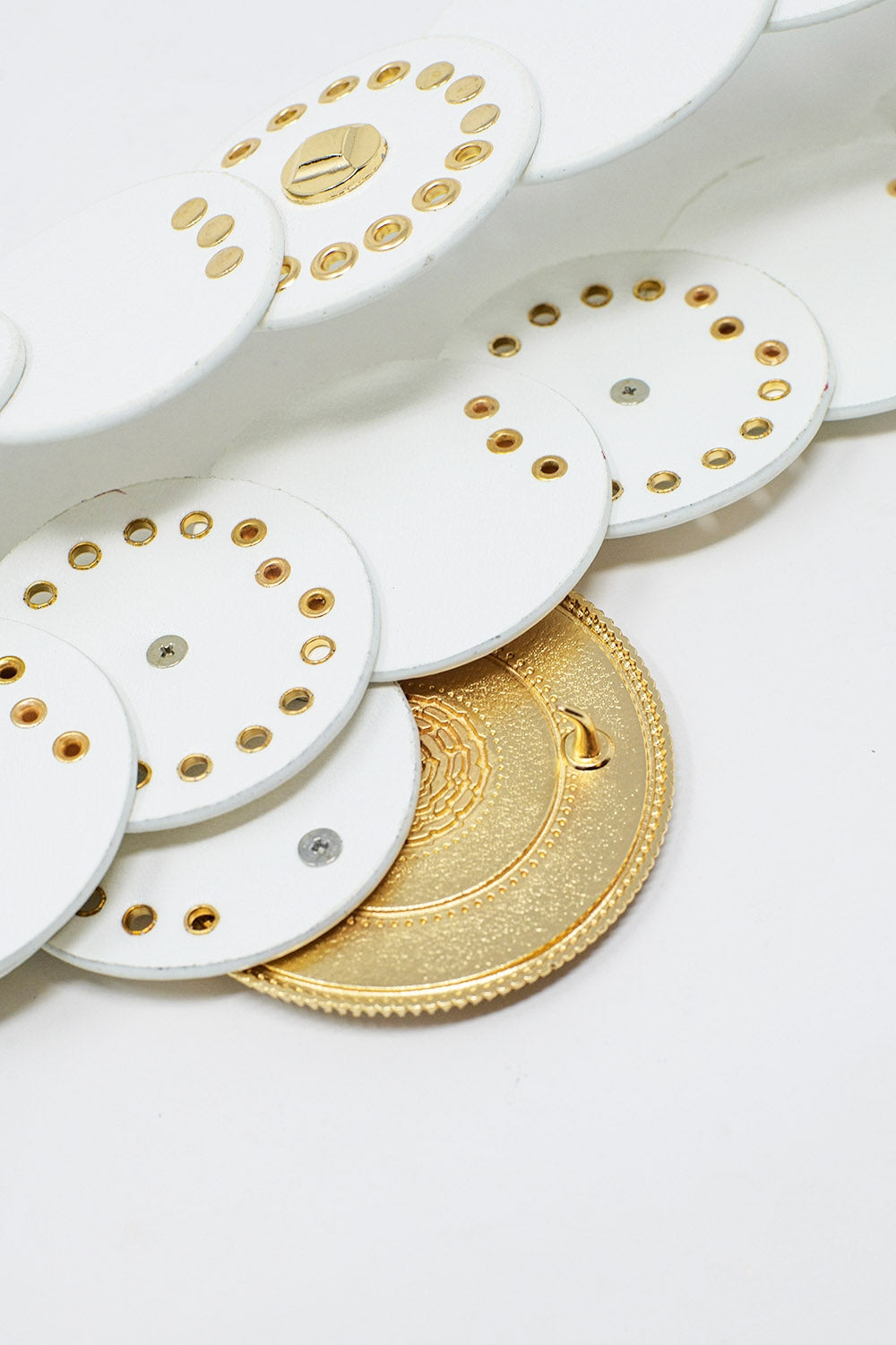 White Leather Belt with Round Rhinestone Buckle and Gold Accents - Elegant Accessory for Women's Dresses, Jeans, and Formal Outfits