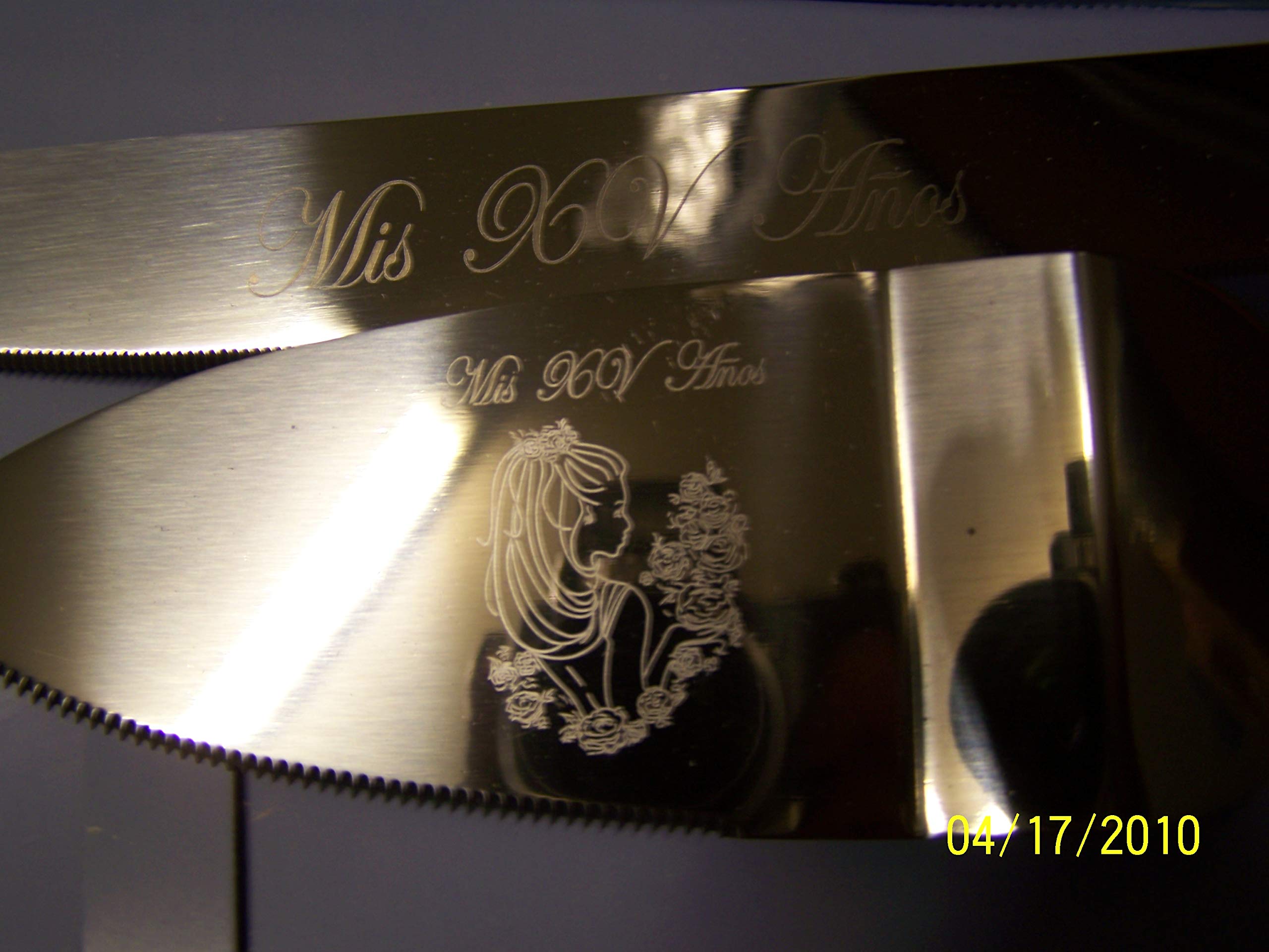 Elegant Gold Quinceañera Cake Knife and Server Set - Sweet 15 Birthday Cake Cutter for Quinceanera Celebrations - Perfect for 15th Birthday Parties, Wedding Anniversaries, and Special Occasions