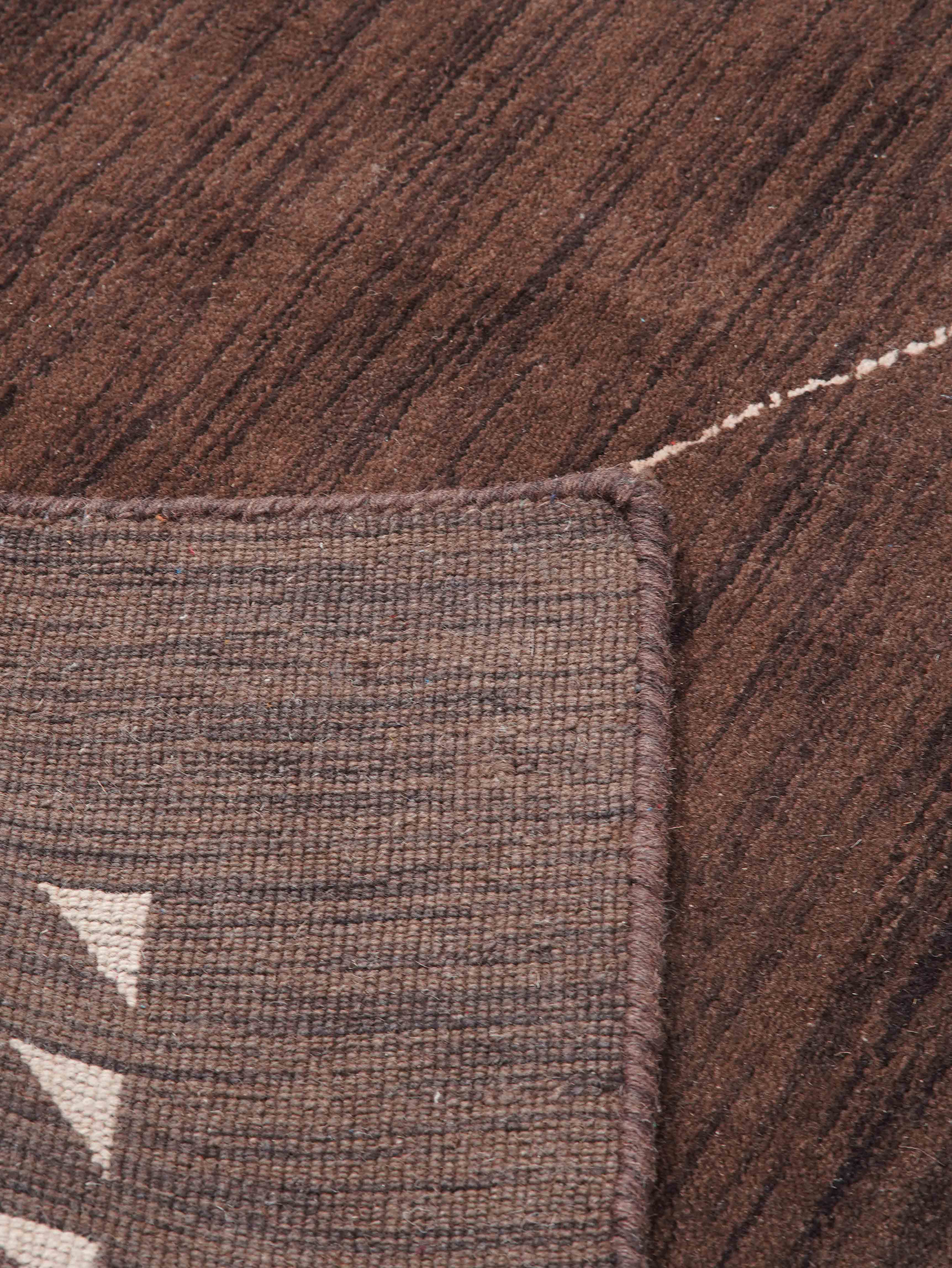 Premium Hand-Knotted Wool Rug with Geode Design - Soft & Durable for Living Room, Bedroom, or Office Decor