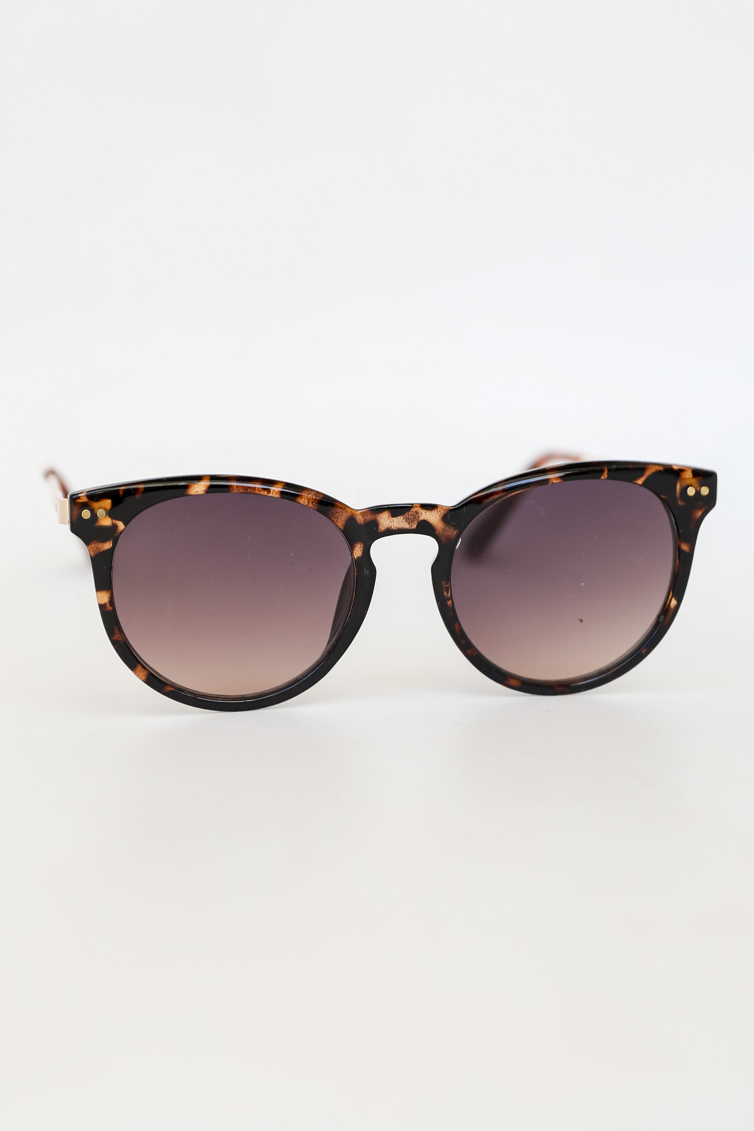 Trendy Round Sunglasses for Women & Men – UV Protection, Polarized Lenses – Perfect for Beach, Driving & Outdoor Activities
