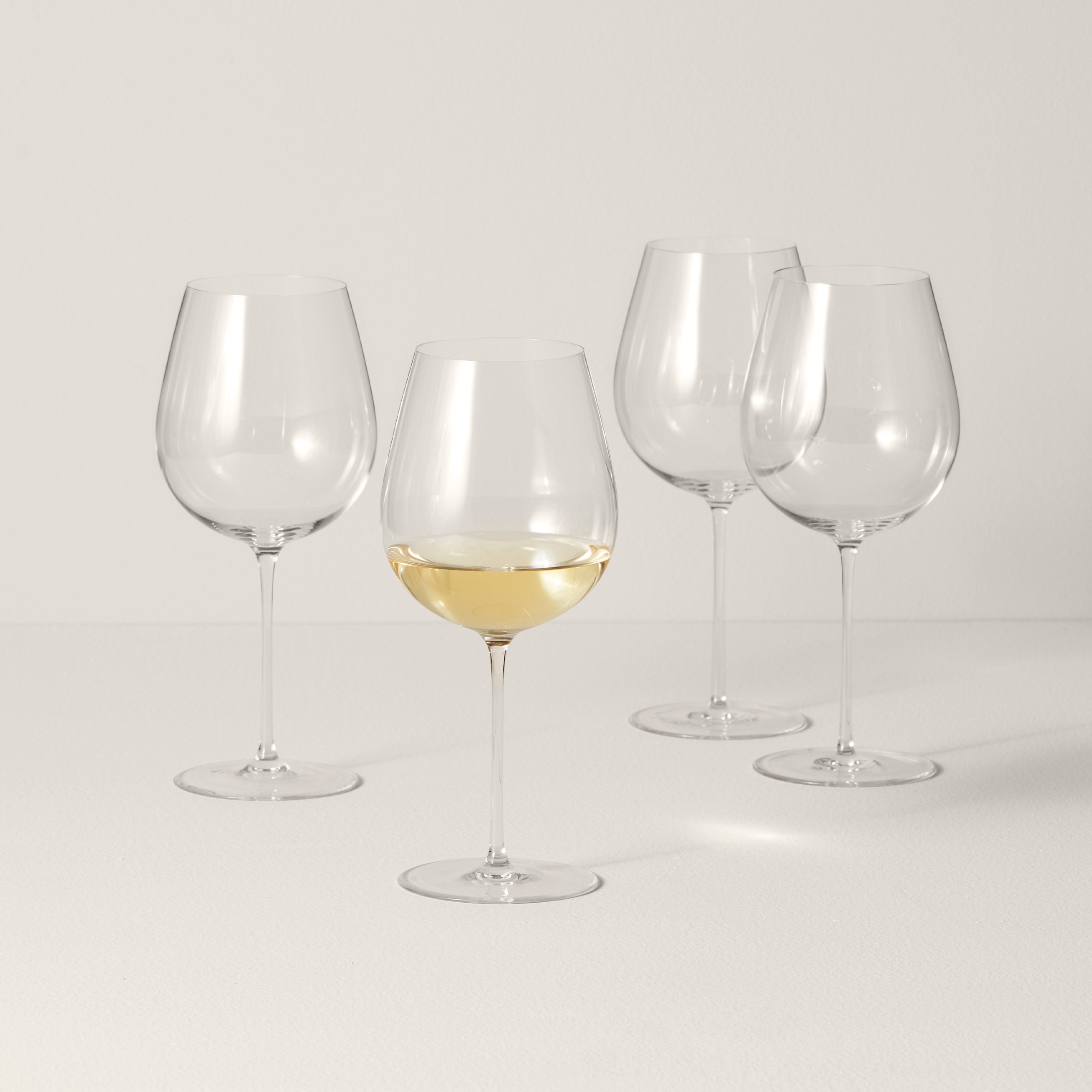 Premium Tuscany Signature Series Wine Glasses Set of 4 - Elegant Stemware for Red Wine, White Wine & Champagne - Perfect for Dinner Parties, Romantic Dates & Gift Giving