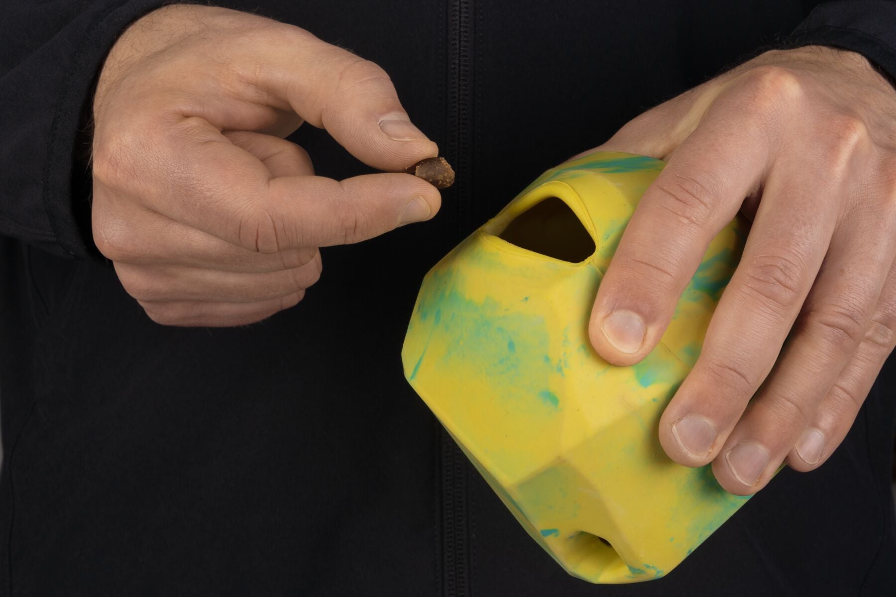 Ruffwear® Gnawt-a-Rock Amarillo Fosfo (Lichen Green) Dog Food and Treat Dispenser - Interactive Puzzle Feeder for Mental Stimulation & Slow Feeding - Perfect for Training, Boredom Relief & Mealtime Enrichment