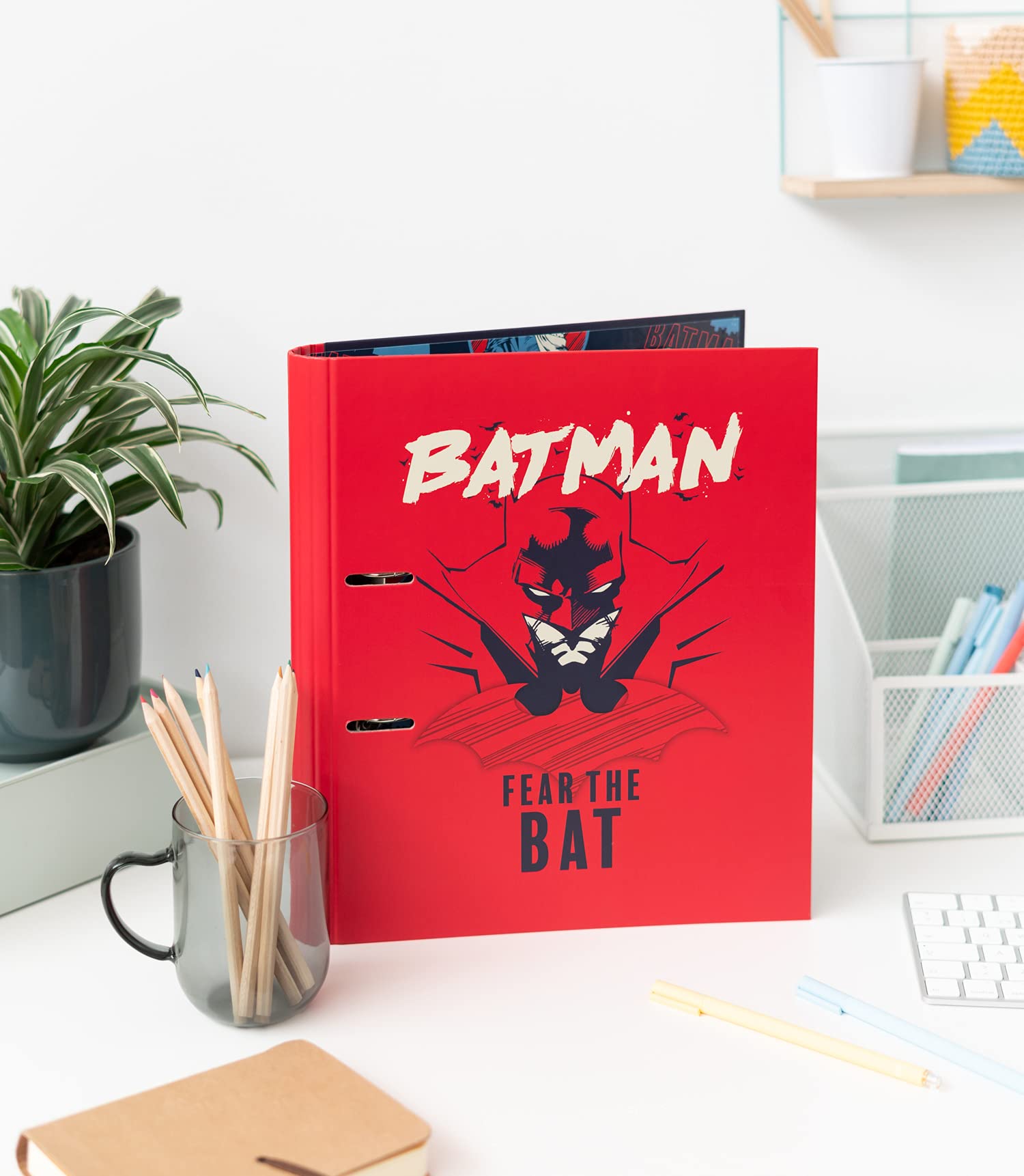 Batman 2 Ring Binder A4 Folder - 10.6 x 12.6 Inches (27 x 32 cm) Red - School Supplies, Office Organization, Comic Book Collectibles Storage