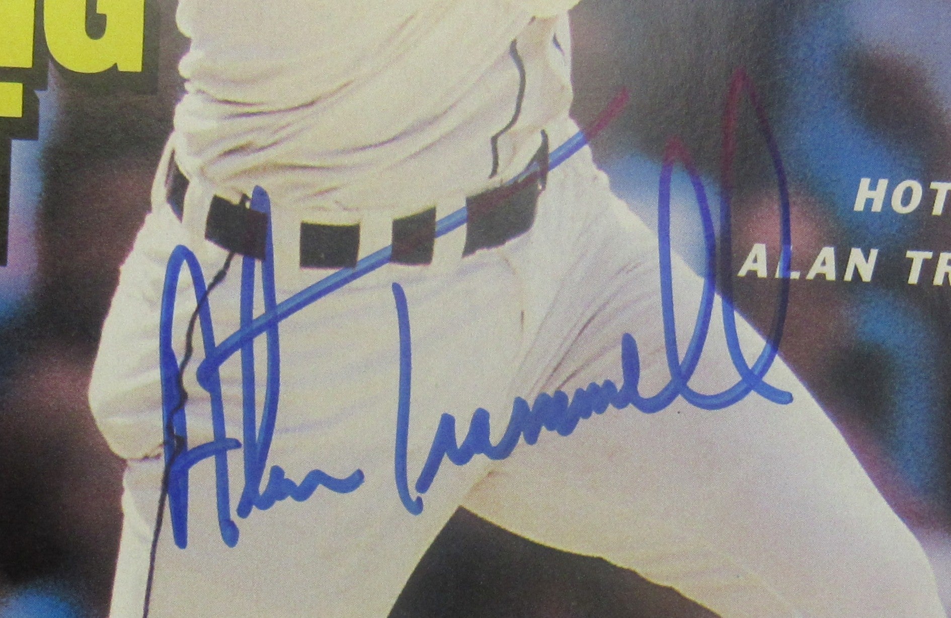 Authentic Alan Trammell Autographed Sports Illustrated Magazine with JSA COA WIT989227 - Perfect for Baseball Memorabilia Collectors & Detroit Tigers Fans