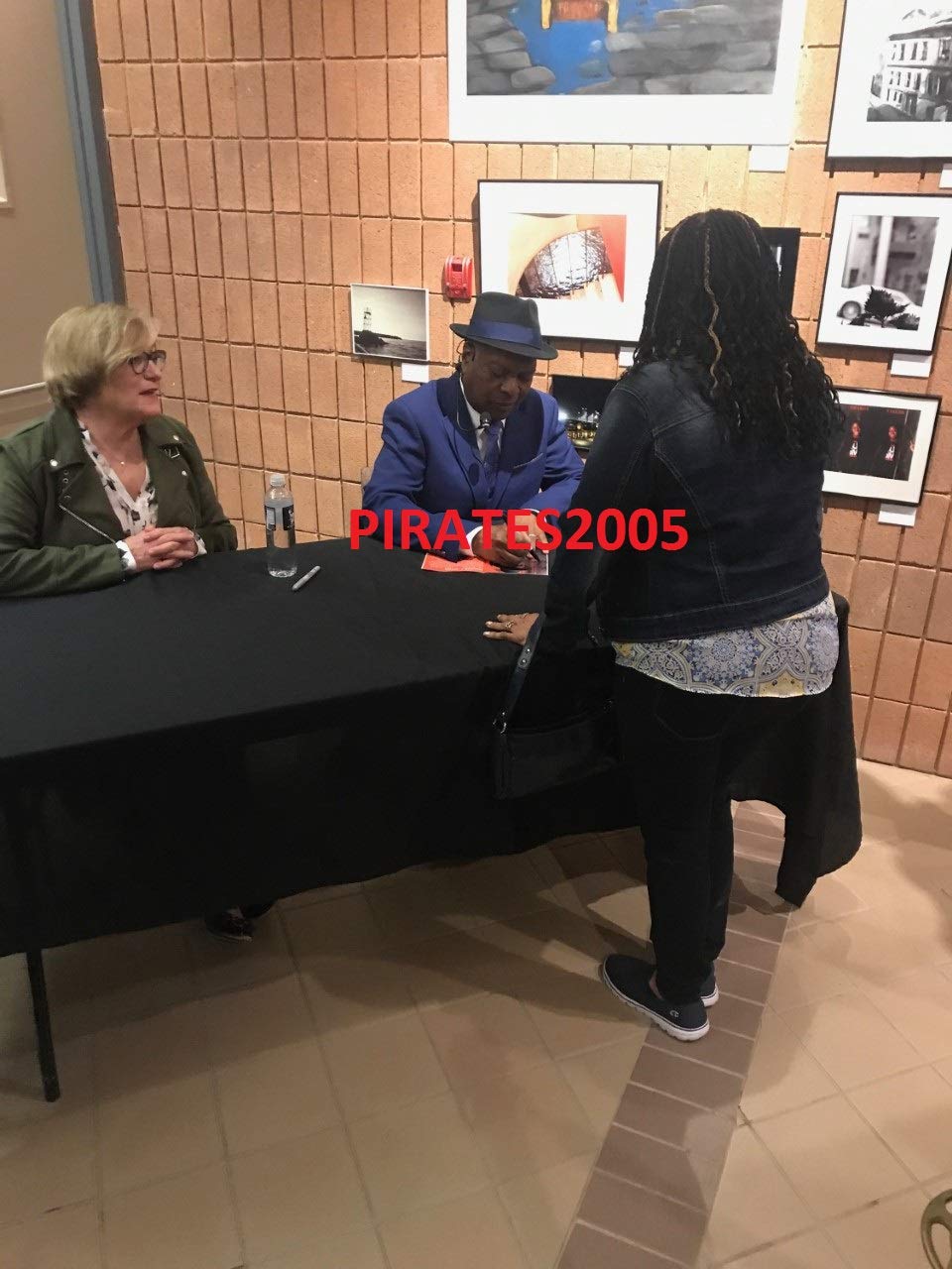 Booker T Jones Signed Electric Guitar - Authentic Booker T & The M.G.'s Memorabilia with JSA COA - Perfect for Music Collectors & Rock Memorabilia Displays