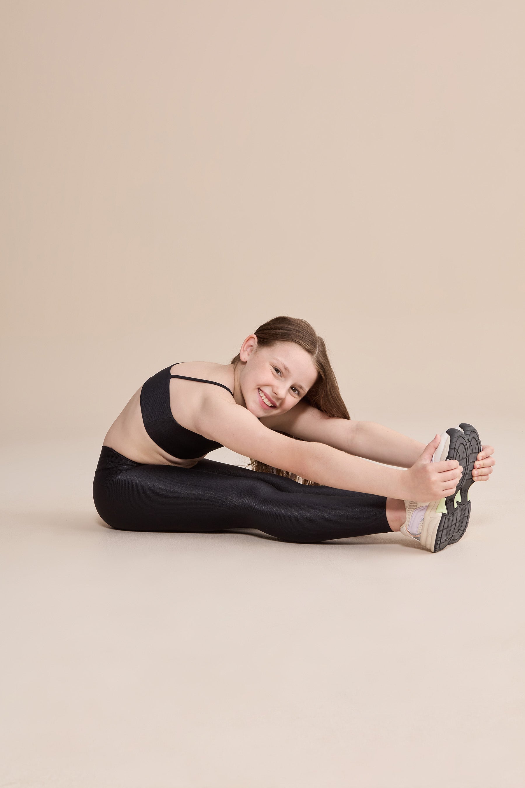 Curve Allure® Adaptiv Kids Sports Bra - Breathable & Supportive Activewear for Girls - Perfect for Running, Yoga & Gym Workouts