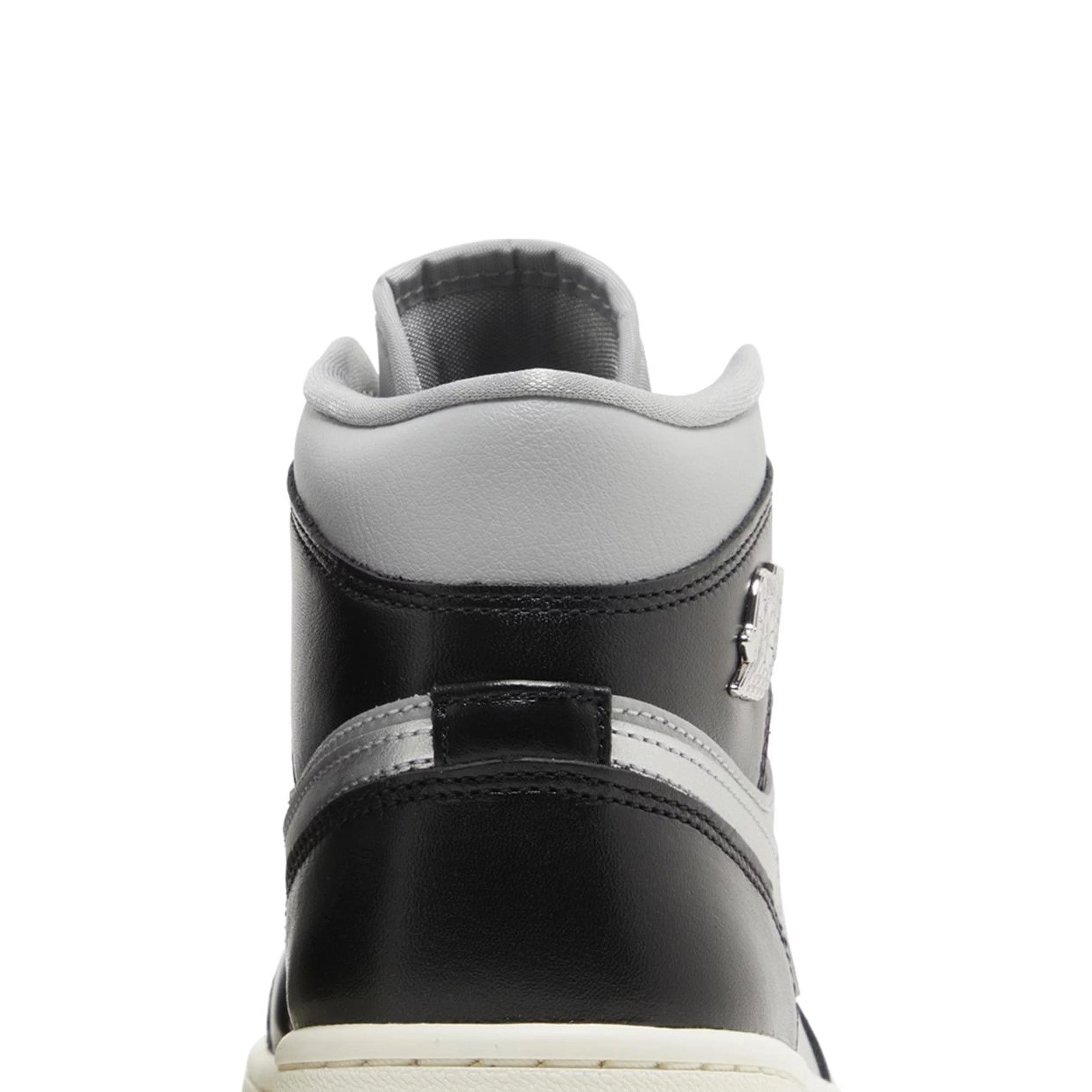Air Jordan 1 Mid SE 'Black Metallic Silver' Women's Basketball Shoes 2023 - Stylish Sneakers for Casual Wear, Street Fashion & Gym Workouts