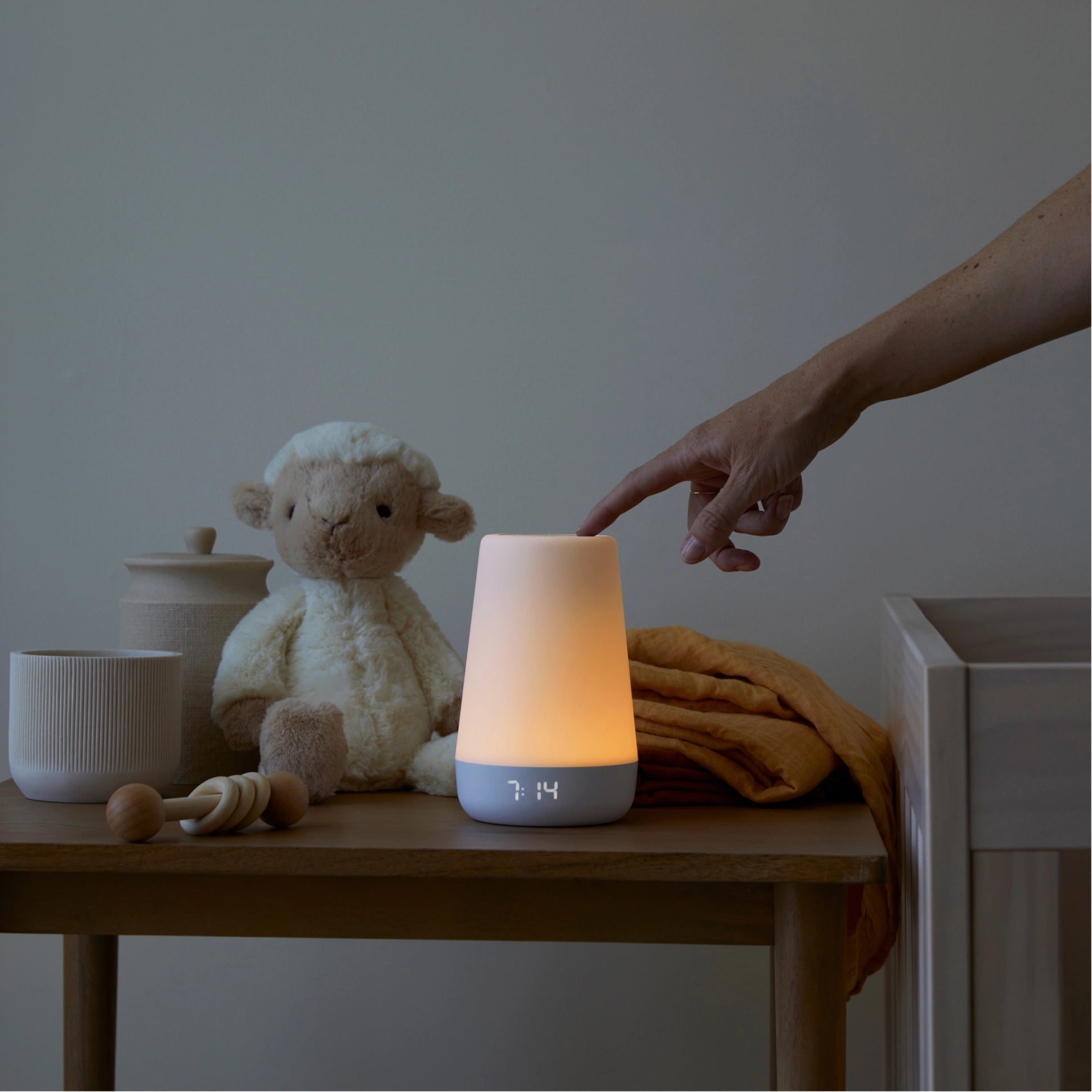 Hatch Rest 2nd Gen Night Light & Sound Machine for Baby Nursery - White Noise Soother with Timer for Sleep Training, Bedtime & Naptime