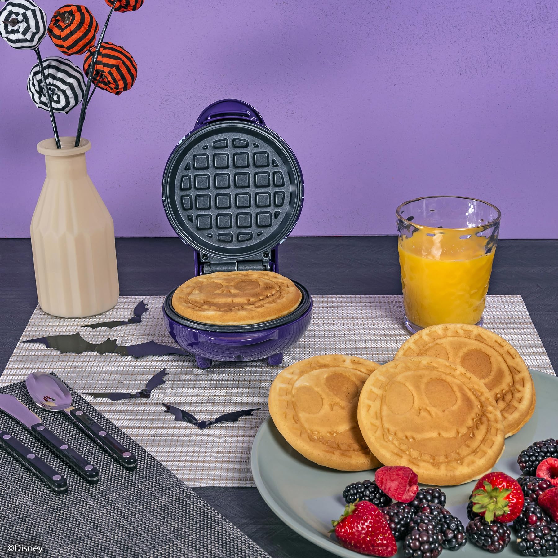 Uncanny Brands Nightmare Before Christmas Jack Skellington Mini Waffle Maker - 2-Slice Non-Stick Waffle Iron for Kids & Adults - Perfect for Breakfast, Halloween Parties & Disney Themed Events